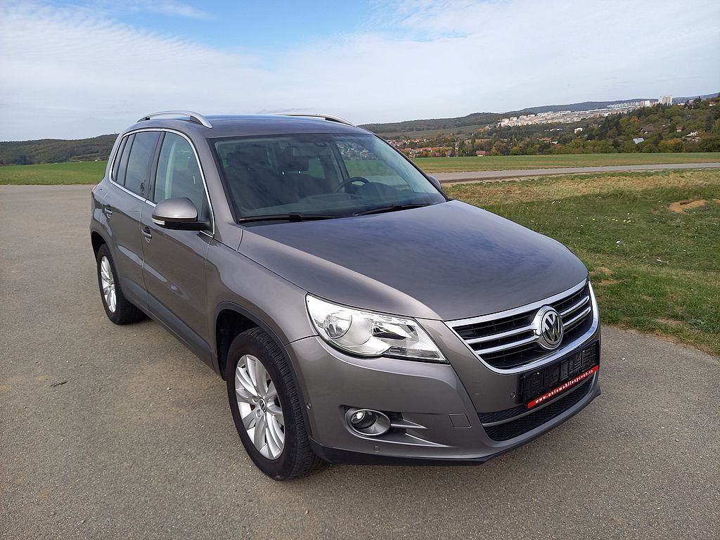 Volkswagen Tiguan, 2,0Tdi 125kw klima+4x4+alu. - fotka 2