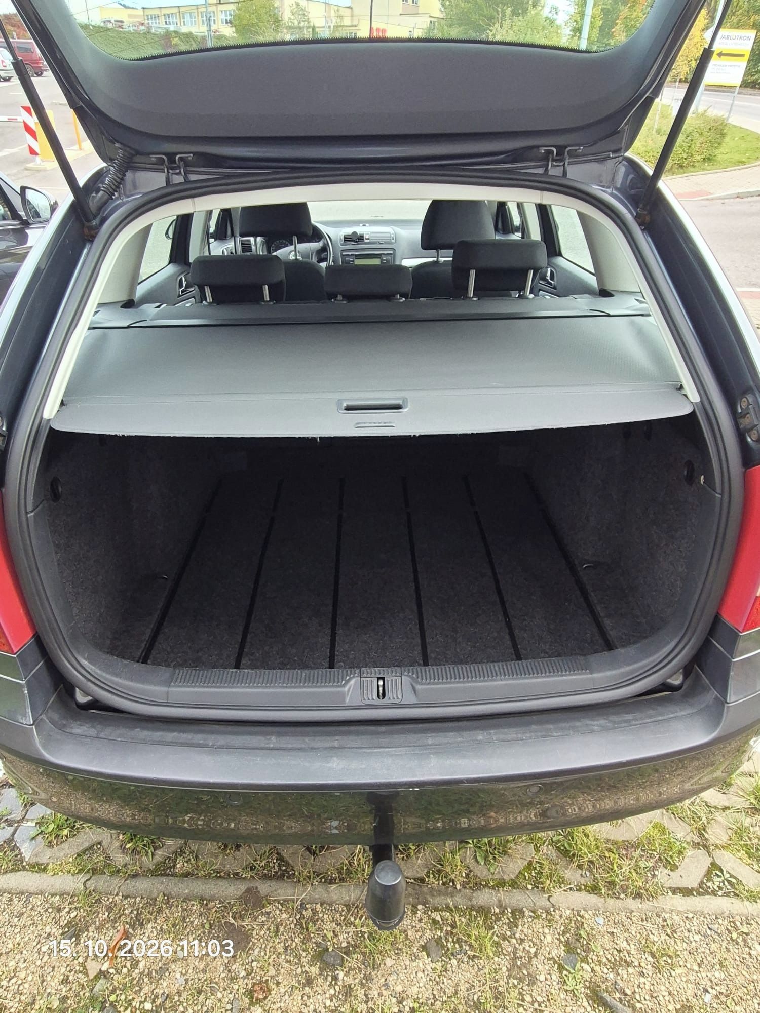Škoda Octavia, Škoda octavie combi 1.6. 75kw - fotka 4