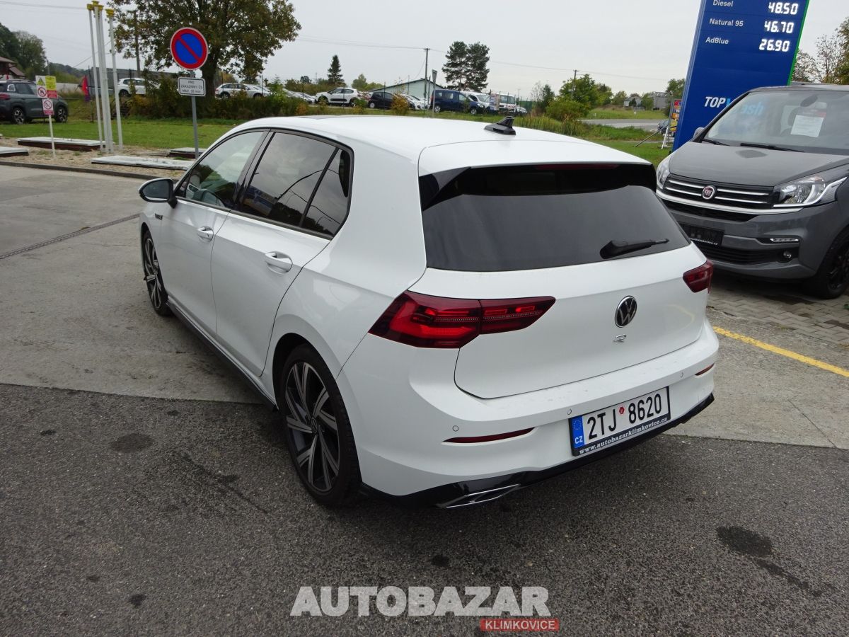 Volkswagen Golf, R-LINE, 2,0 TDI,FULL VÝBAVA - fotka 5