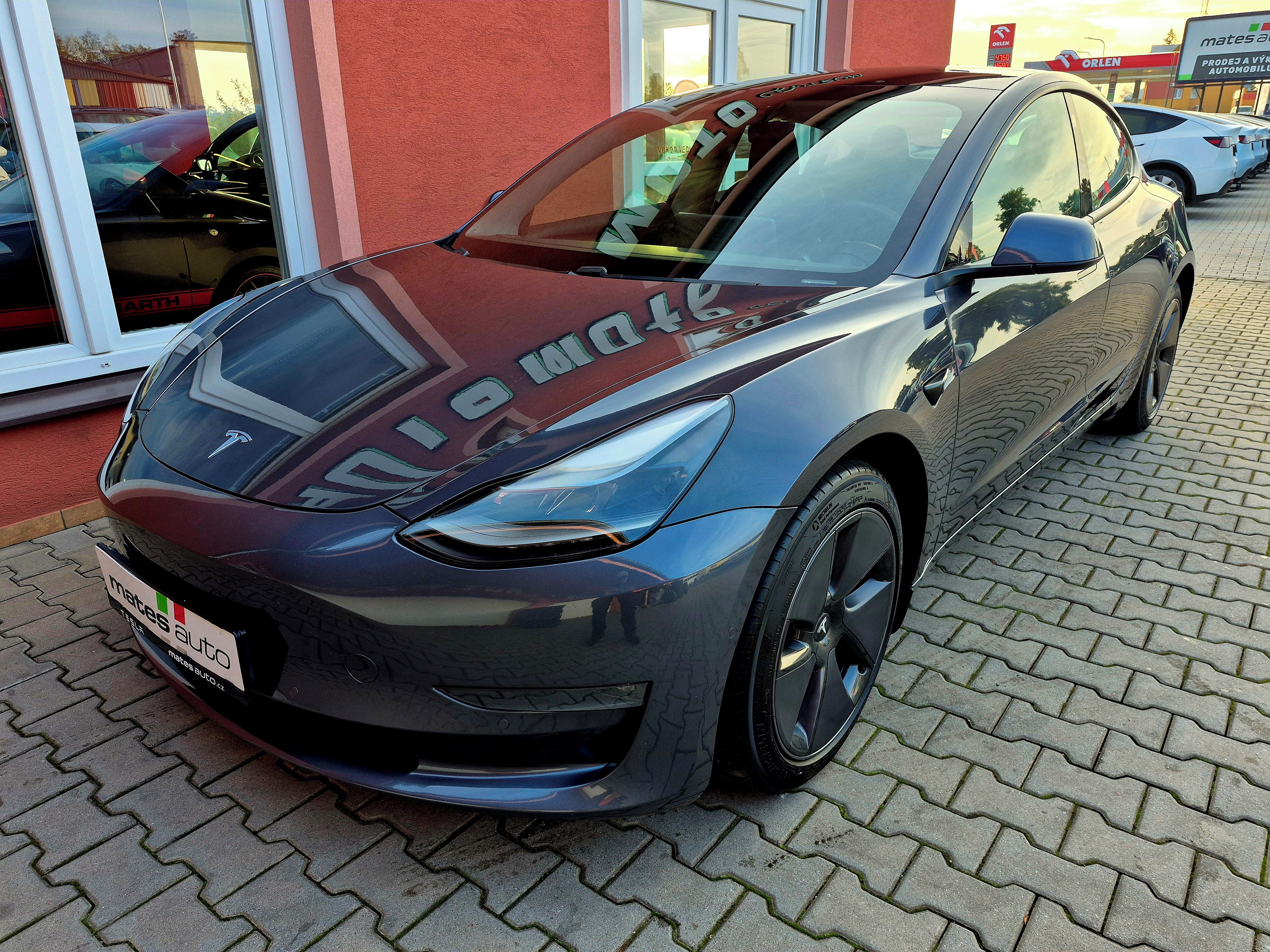Tesla Model 3, Long Range Dual Motor 366 kW