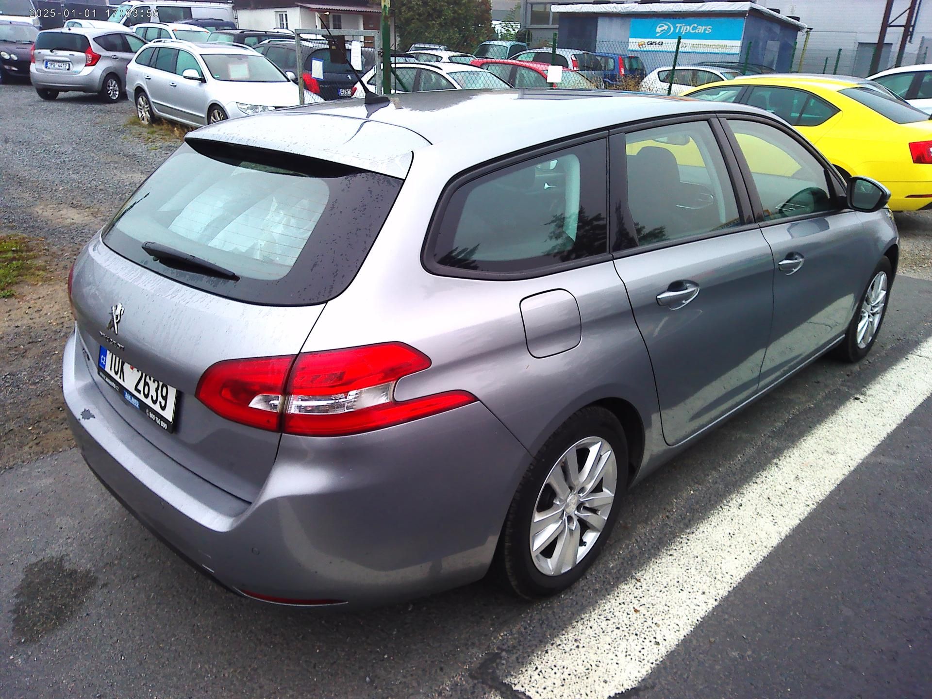 Peugeot 308, 1.6 HDi, 73 kW, klima, 2x kola - fotka 5