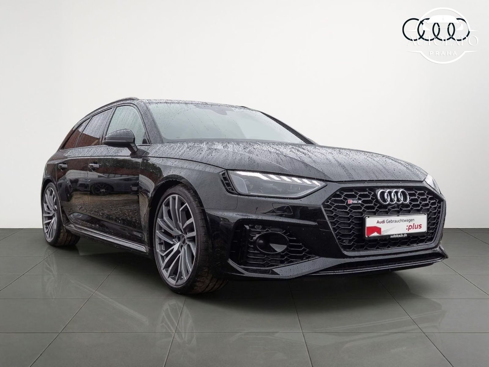 Audi RS4, Avant Navi* Matrix * - fotka 2