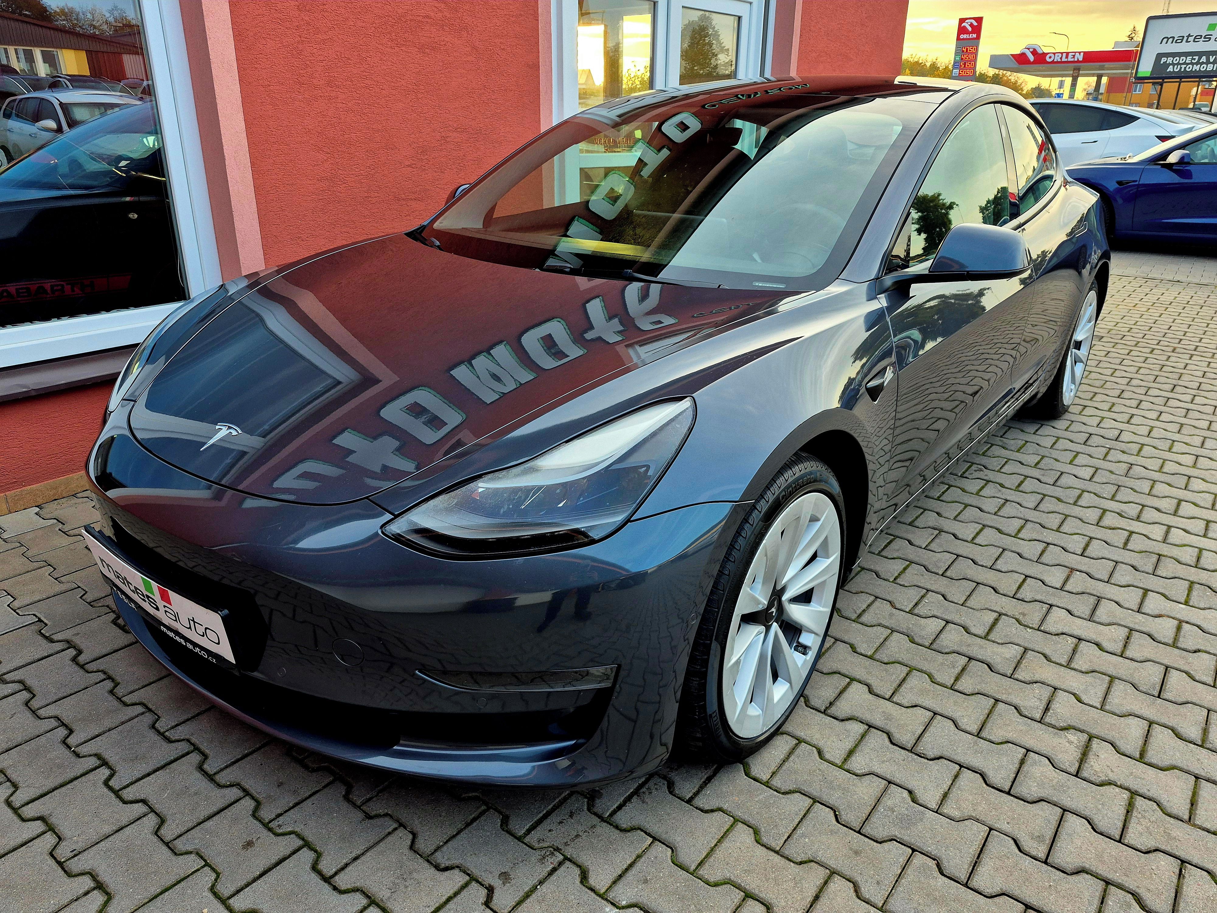 Tesla Model 3, Long Range Dual Motor - 366 kW