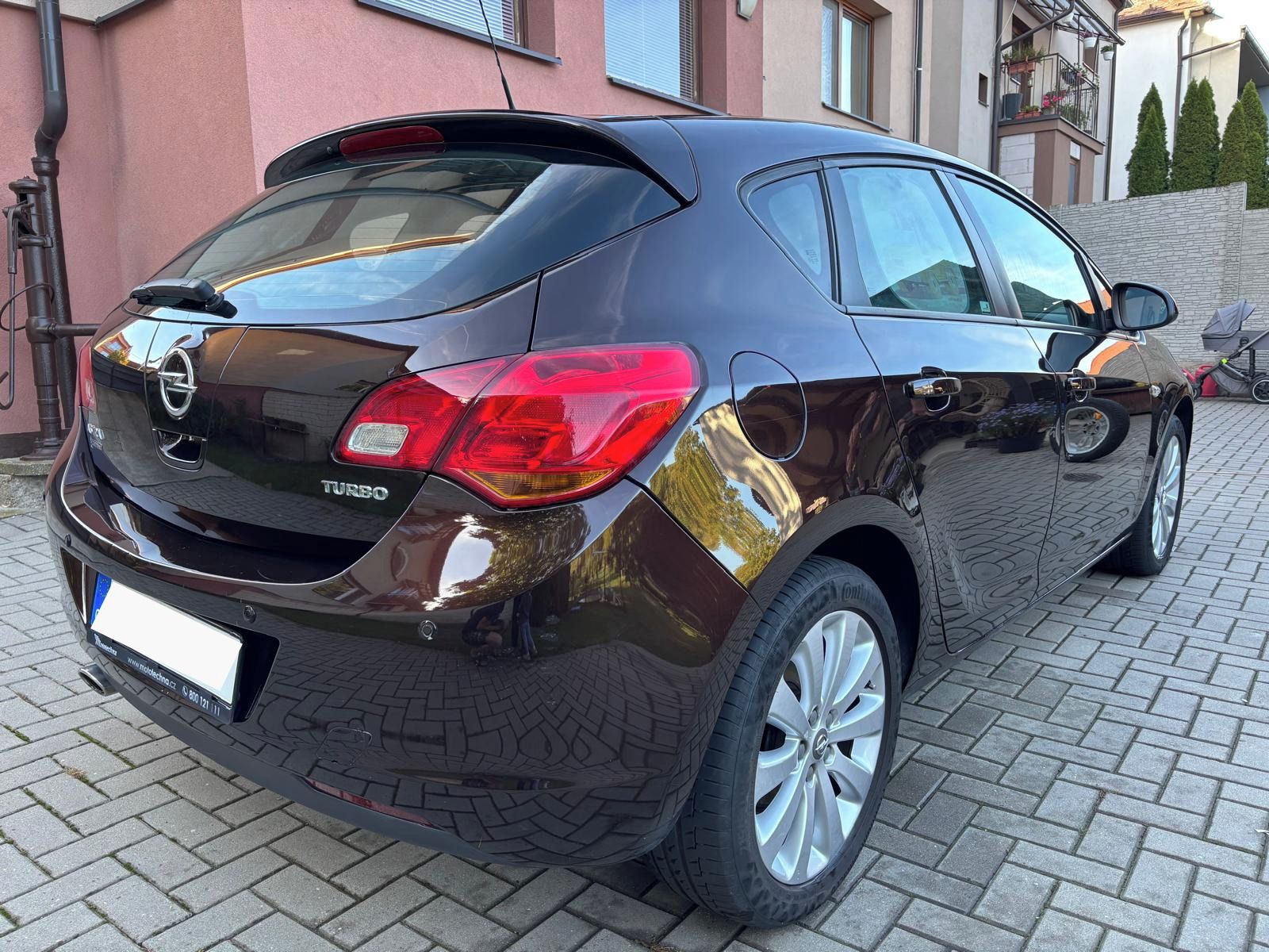 Opel Astra, 1.4 T - fotka 4