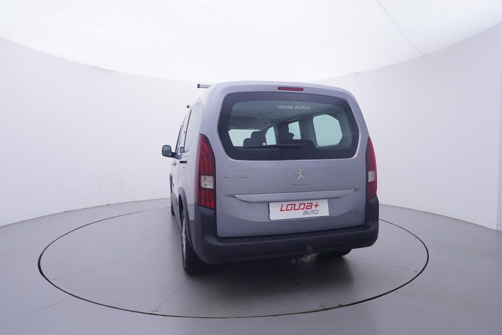 Peugeot Rifter, Active 1.2 PureTech 81 kW - fotka 4