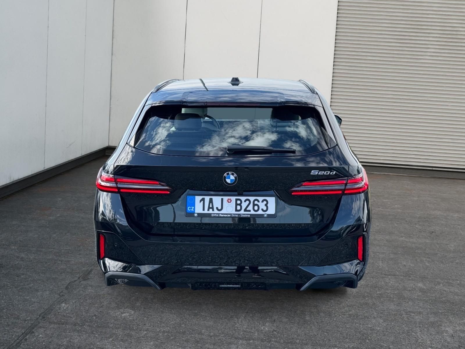 BMW Řada 5, TOURING 520d 145kW CZ DPH - fotka 5