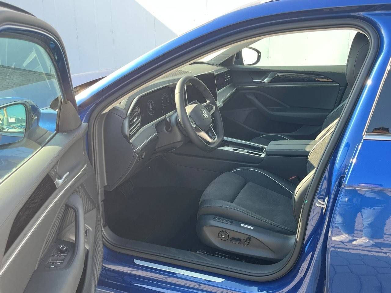 Volkswagen Passat, Style 7DSG 2,0TDI - fotka 5