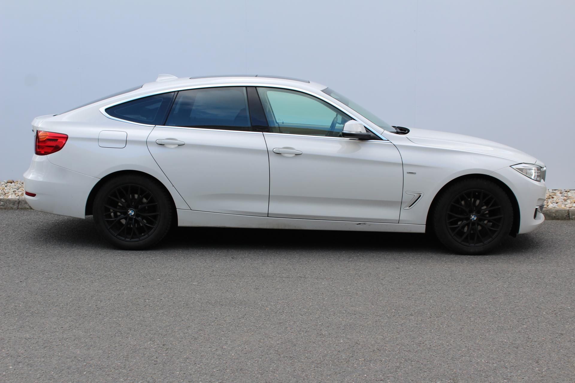 BMW Řada 3, xDrive Gran Turismo - fotka 3