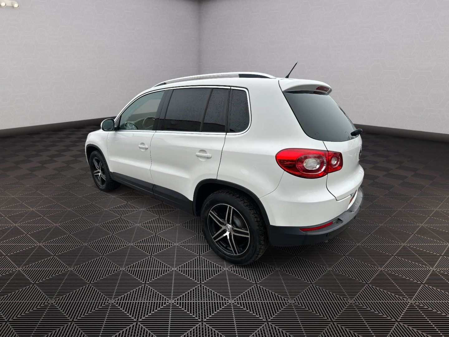 Volkswagen Tiguan, 2.0Tdi 125kw 4x4 - fotka 4