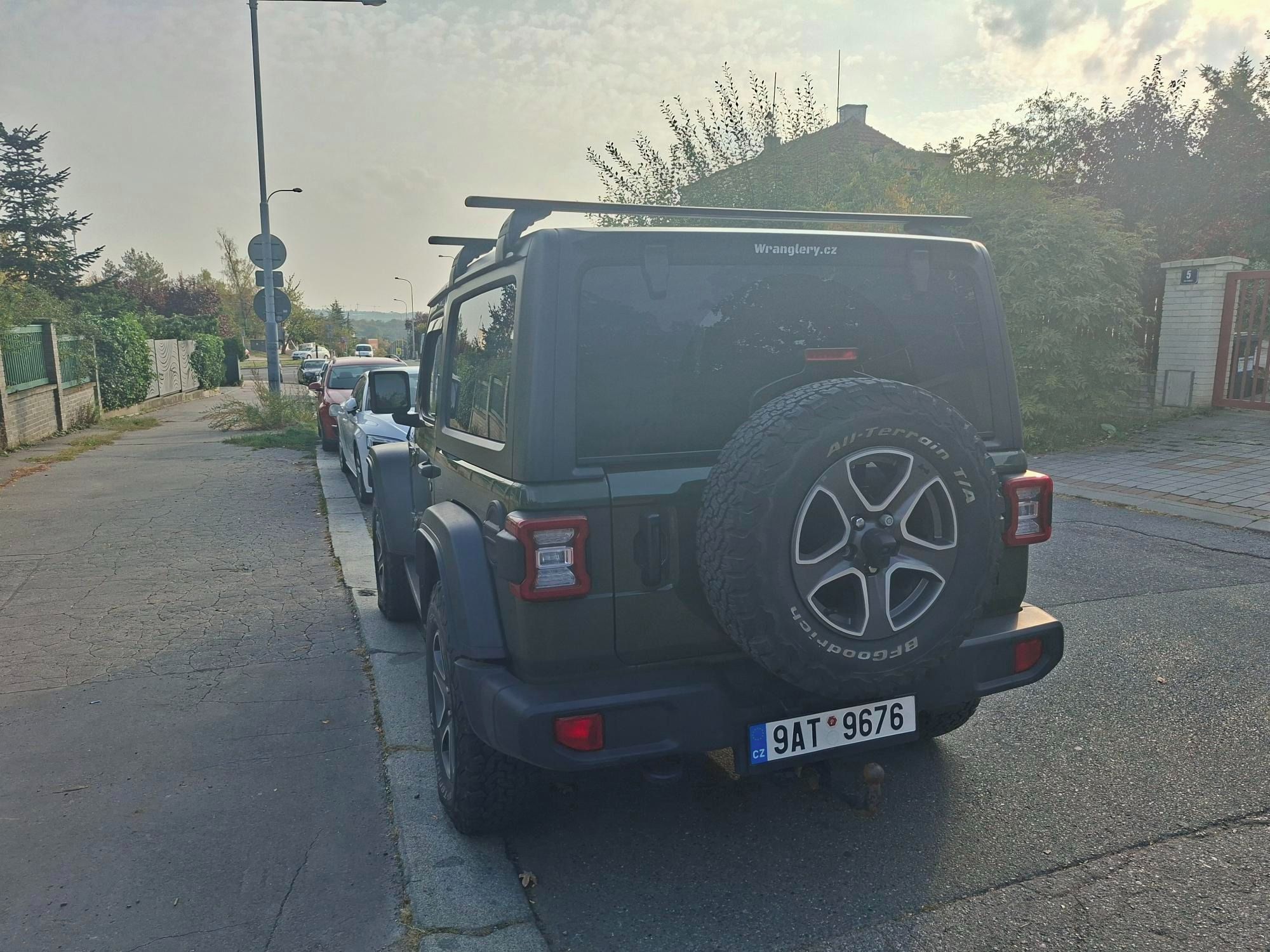 Jeep Wrangler, Jeep Wrangler Sport 2,0 - fotka 3