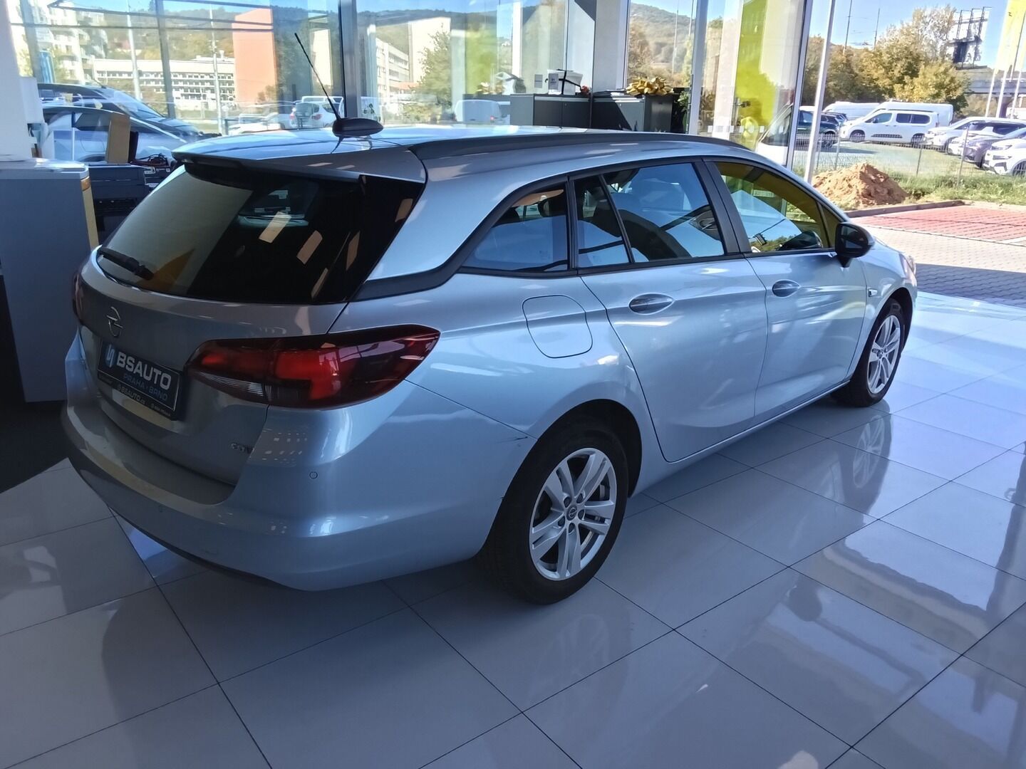 Opel Astra, 1.6CDTi 81KW 2017 - fotka 3