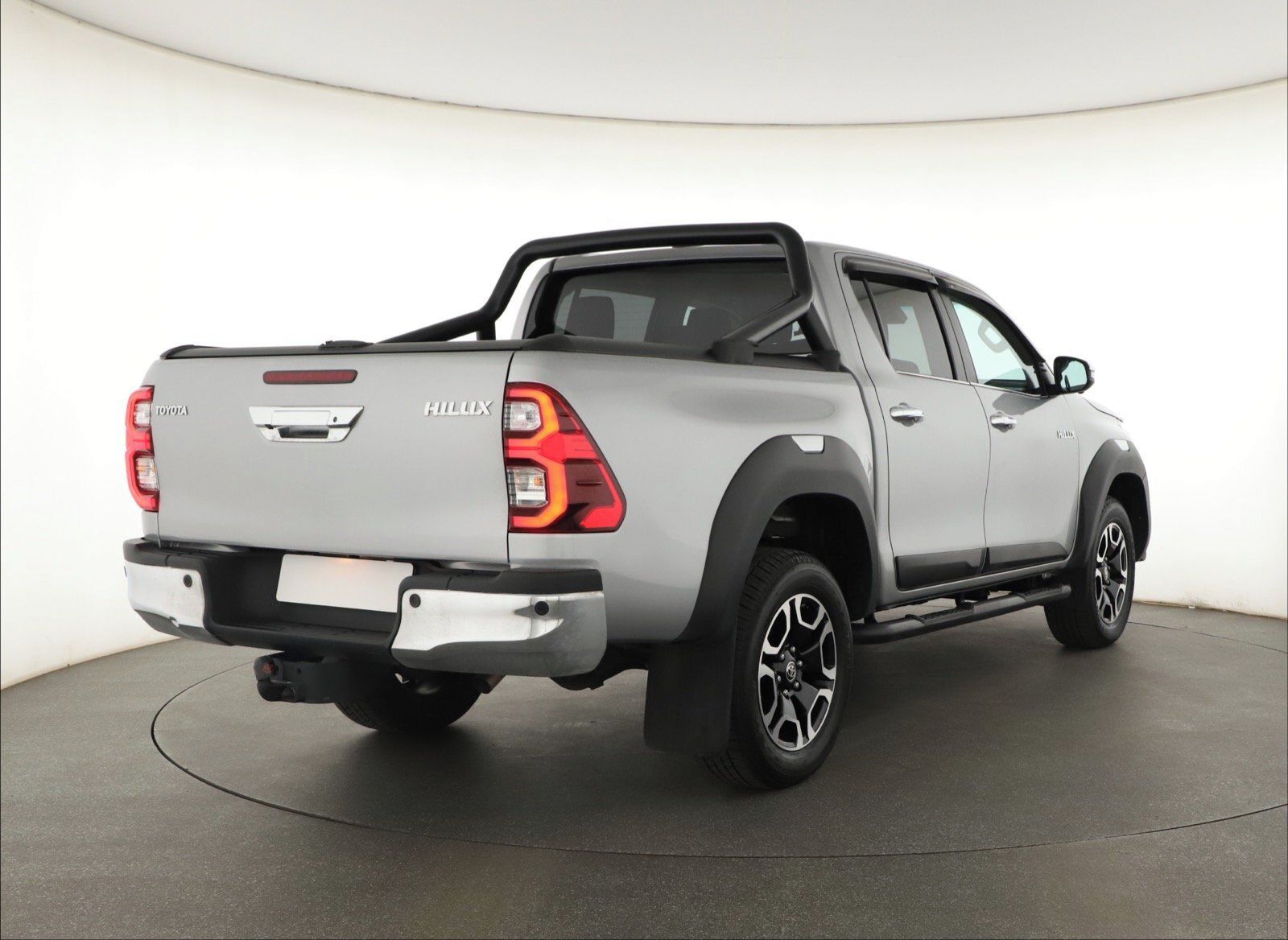 Toyota Hilux, 2.8 D-4D MHEV, Executive - fotka 5