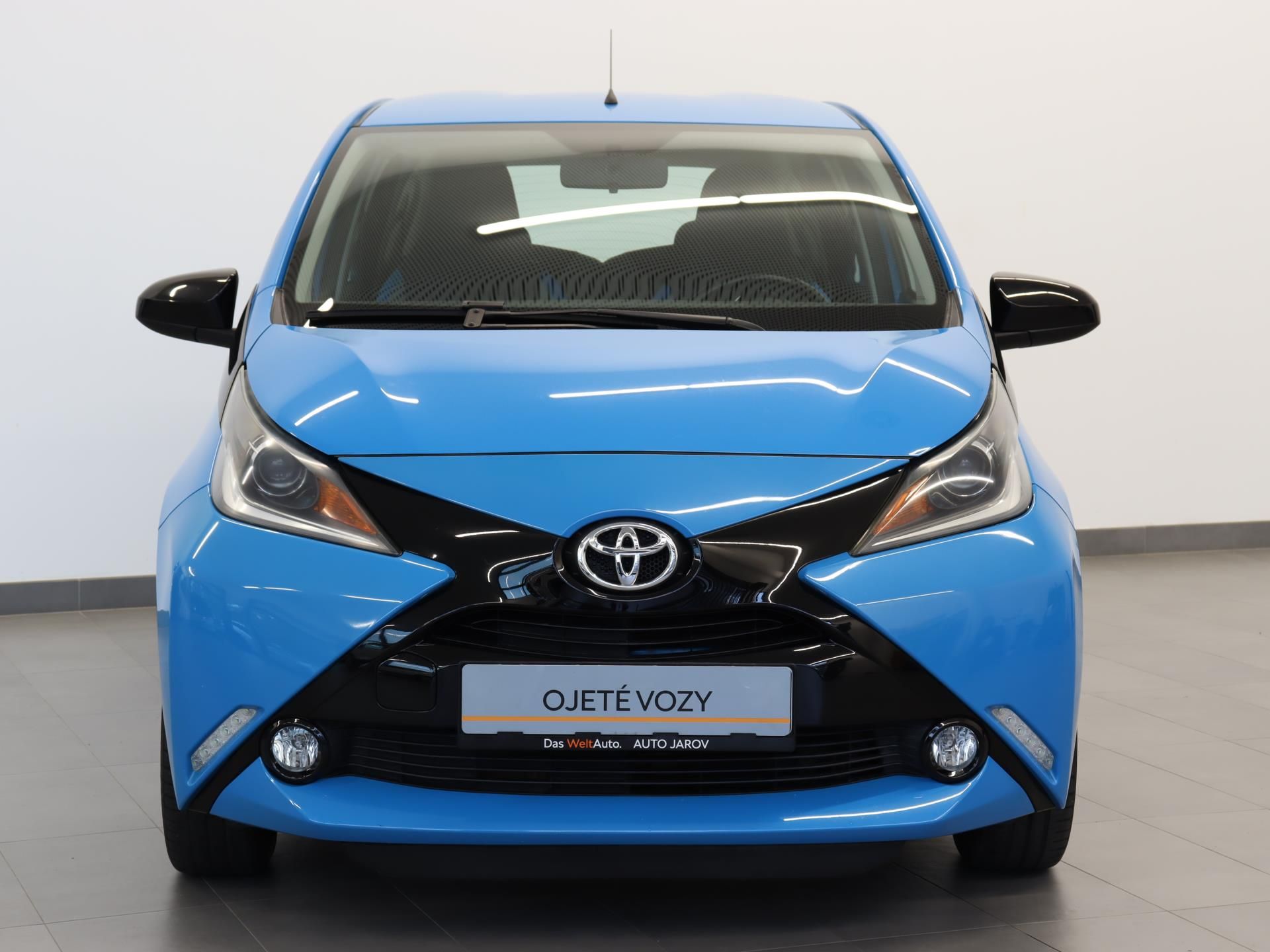 Toyota Aygo, 1,0 VVT-i x-cite - fotka 4