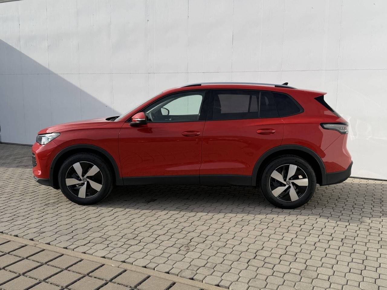 Volkswagen Tiguan, People 7DSG mHEV 1,5eTSI - fotka 3
