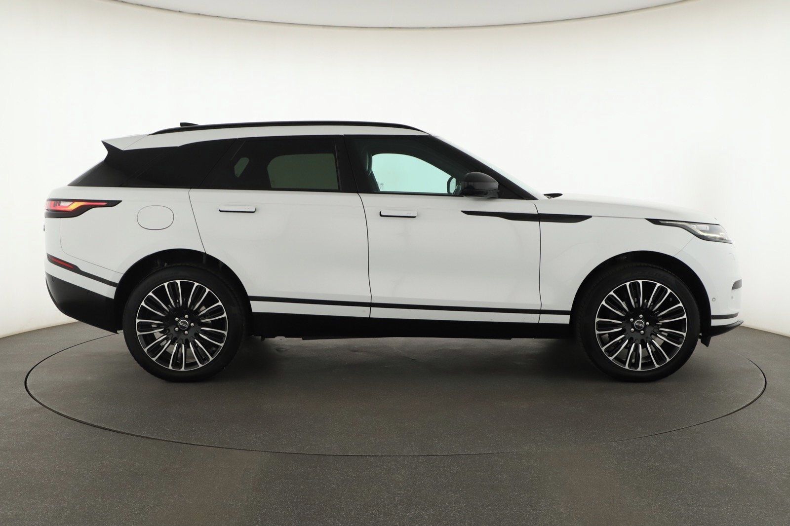 Land Rover Range Rover Velar, D240, 4X4, Automat, Kůže - fotka 6