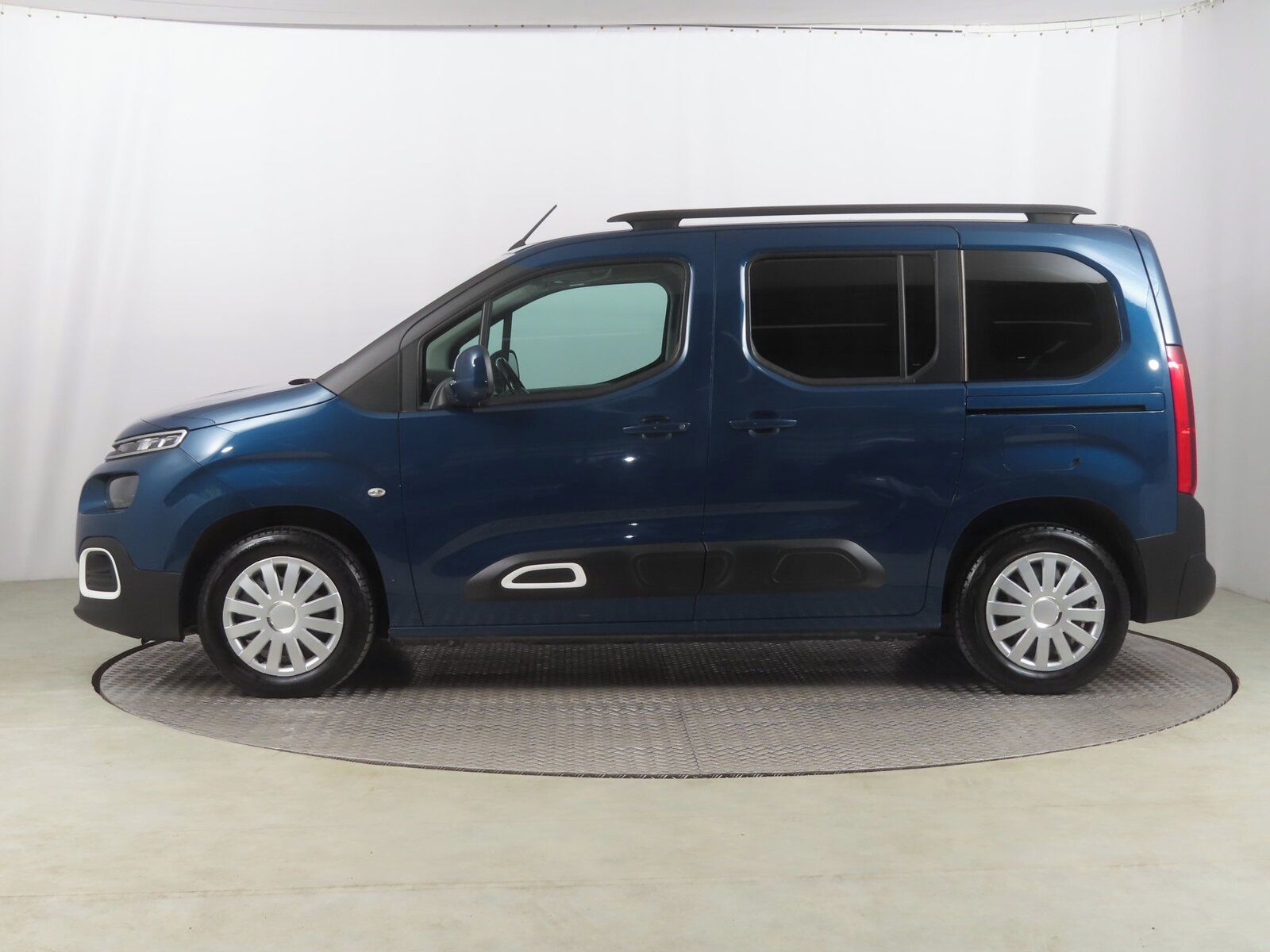 Citroën Berlingo, 1.5 BlueHDi, Feel, 5Míst, ČR - fotka 3