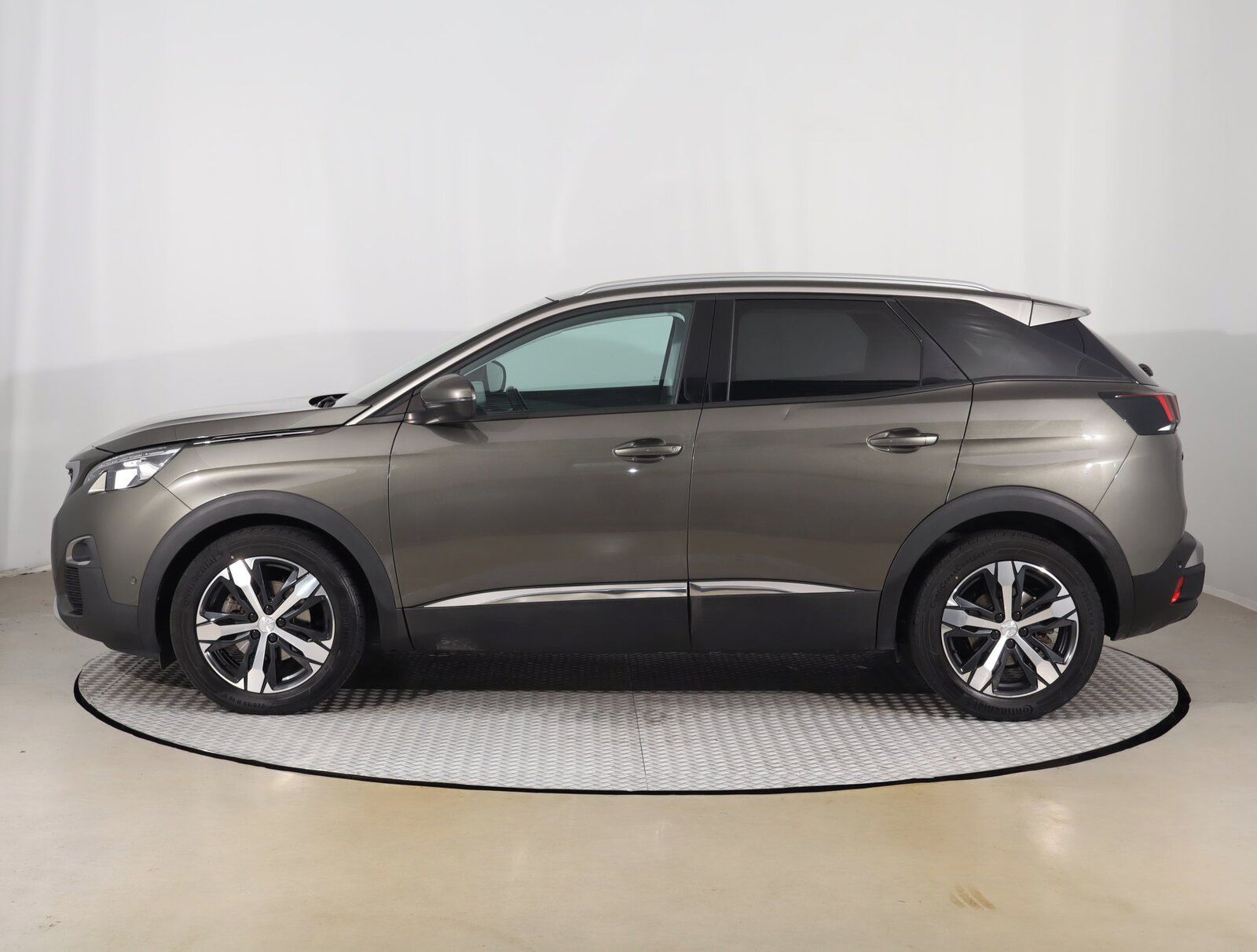 Peugeot 3008, 1.2 PureTech, Allure - fotka 3