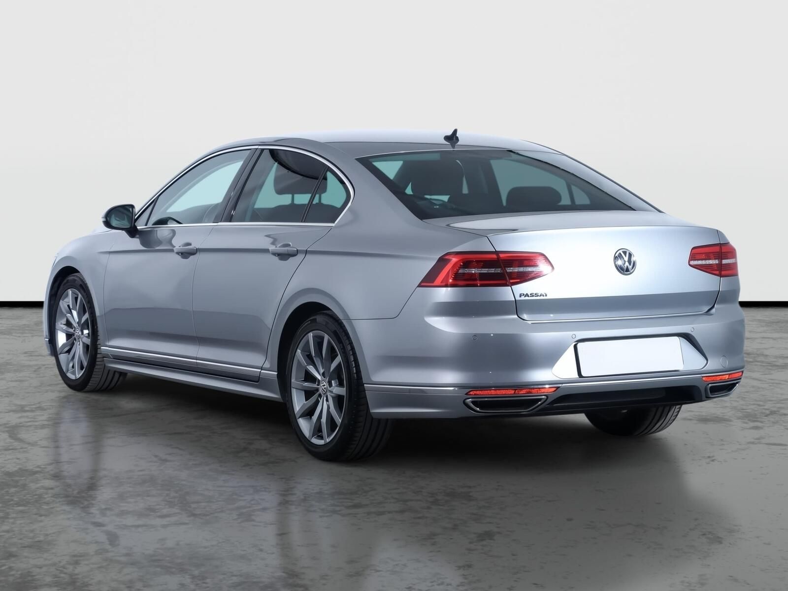 Volkswagen Passat, 2.0 TDI, R-Line, Automat - fotka 4