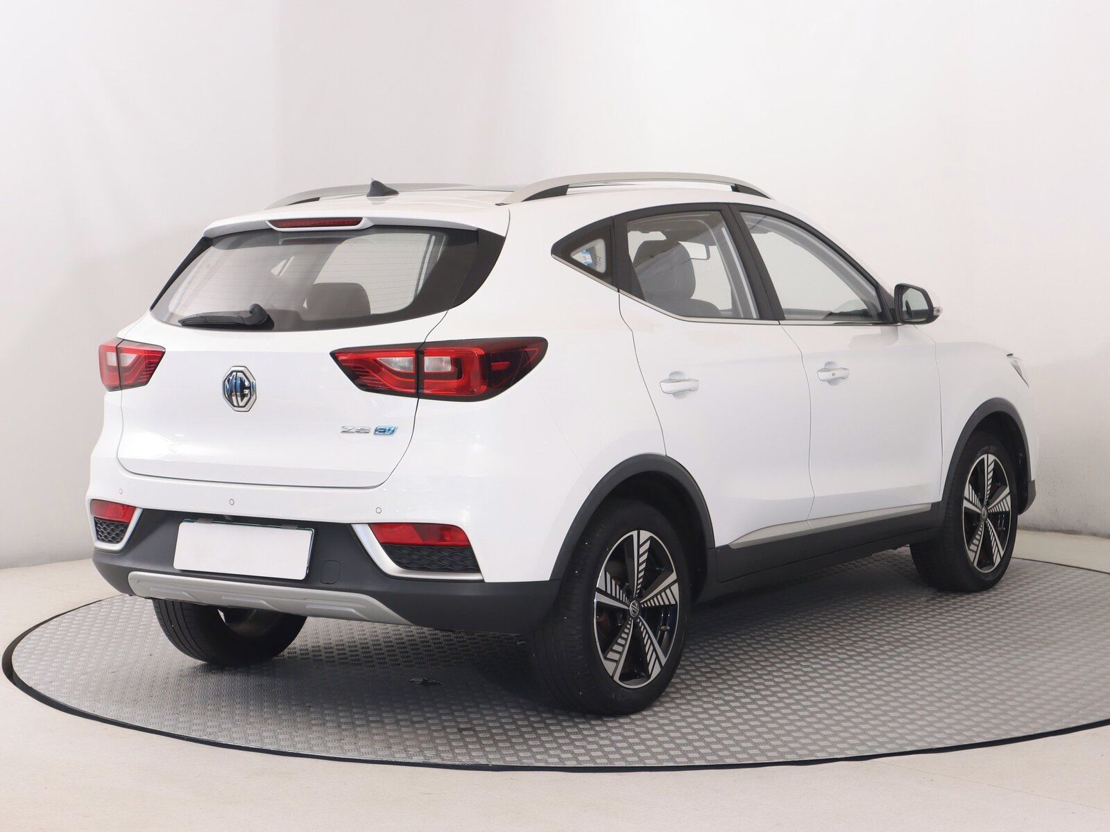 MG ZS, EV 42.5 kWh, SoH 95%, Luxury - fotka 5
