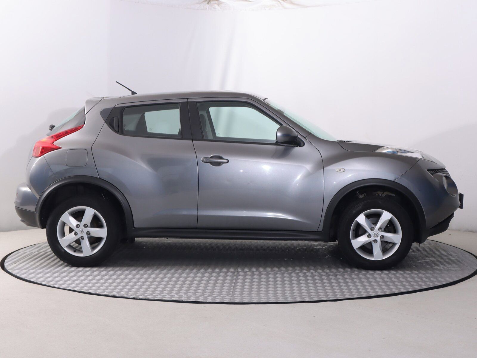 Nissan Juke, 1.6 i - fotka 6