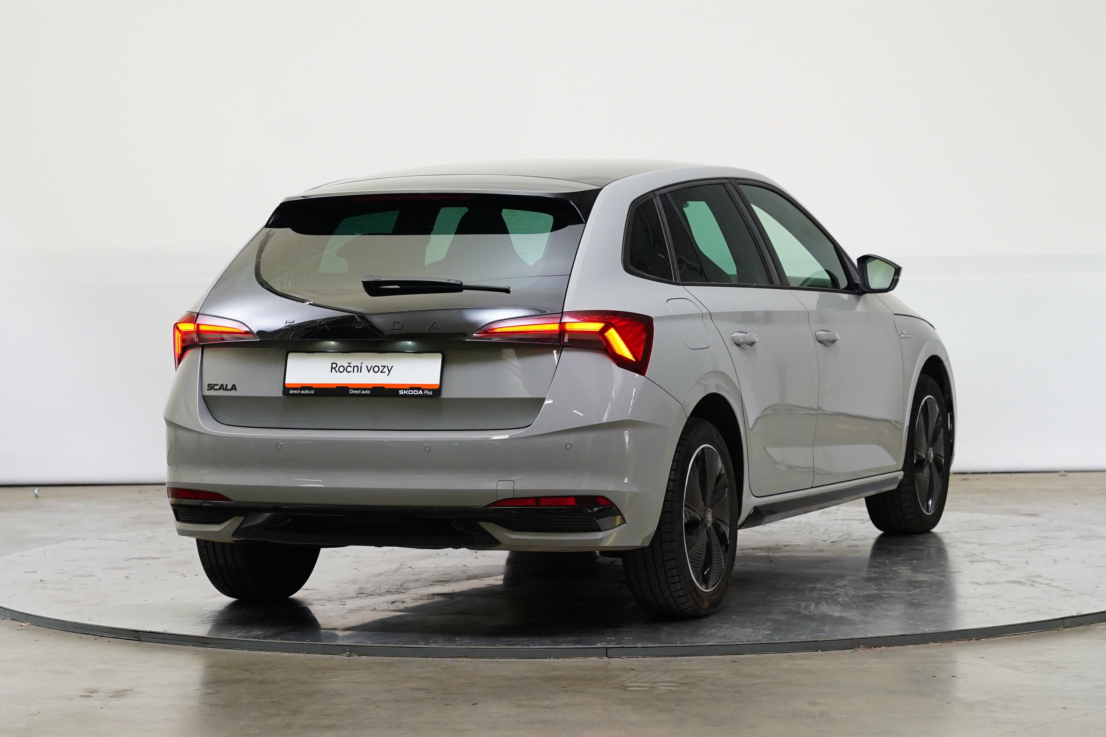 Škoda Scala, 1.0 TSI 85 kW DSG Monte Carlo - fotka 2