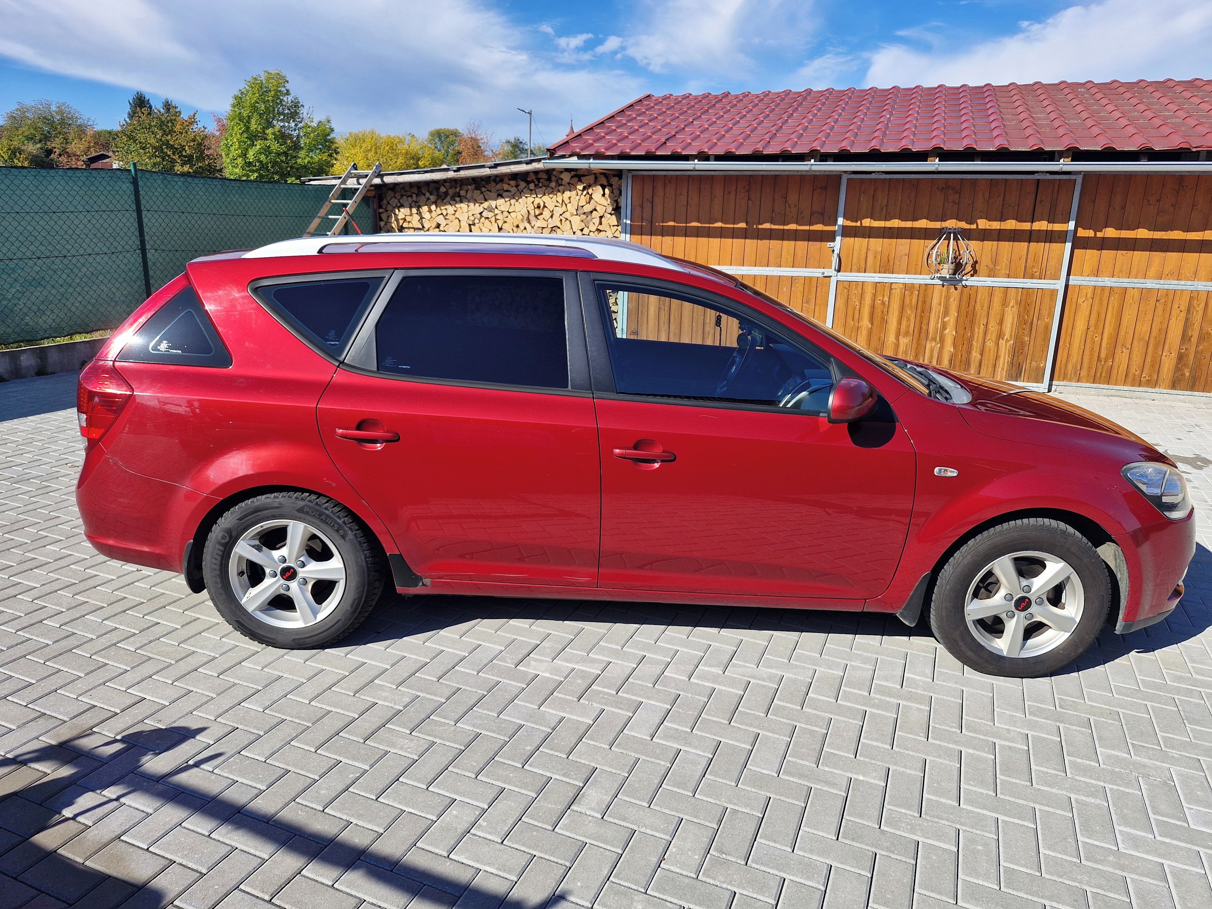 Kia Cee´d - fotka 2