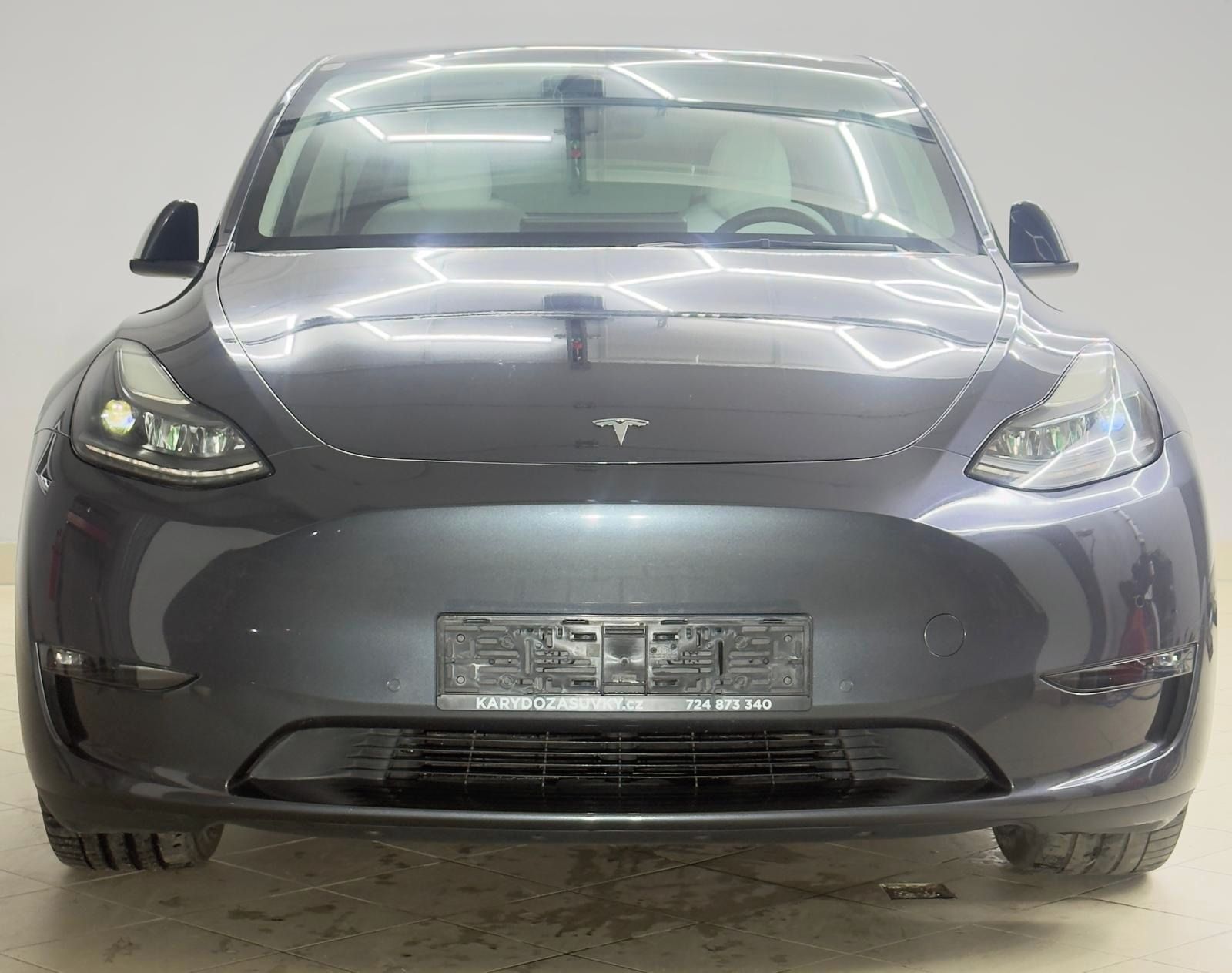Tesla Model Y, Tesla model Y Long Range - fotka 2