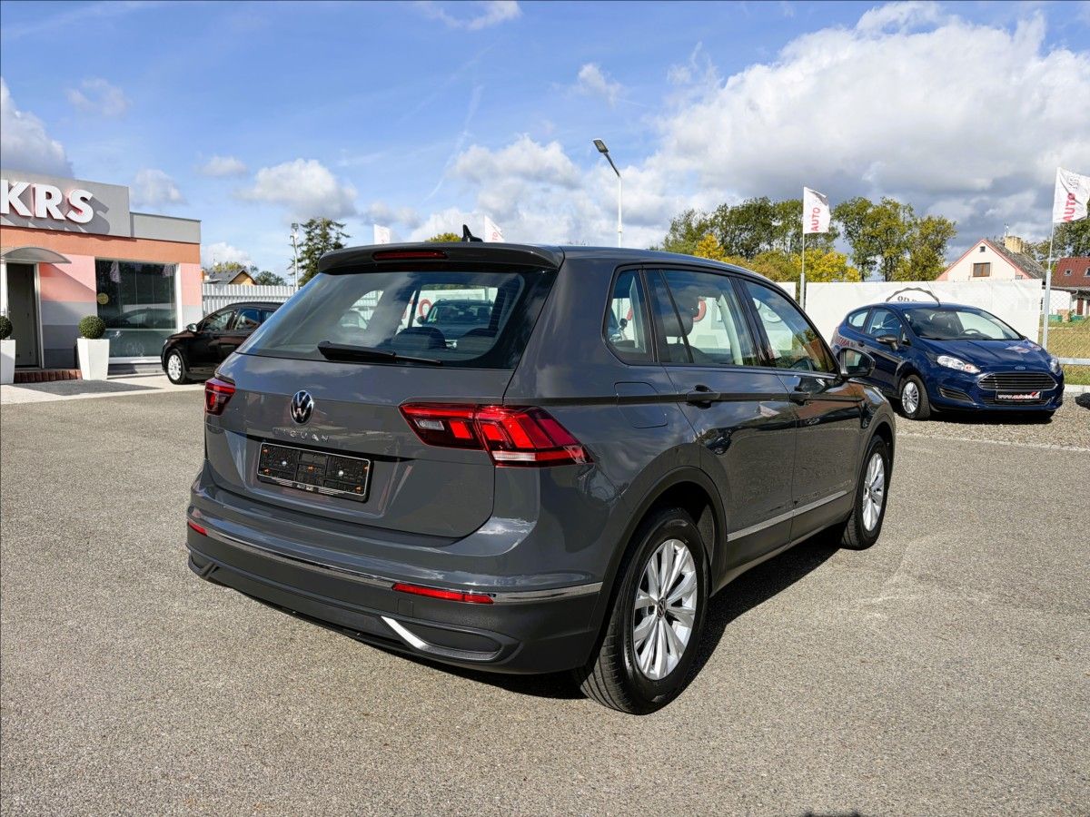 Volkswagen Tiguan, 1,5 TSi  zánovní,vůz, 1.Maj,DP - fotka 5