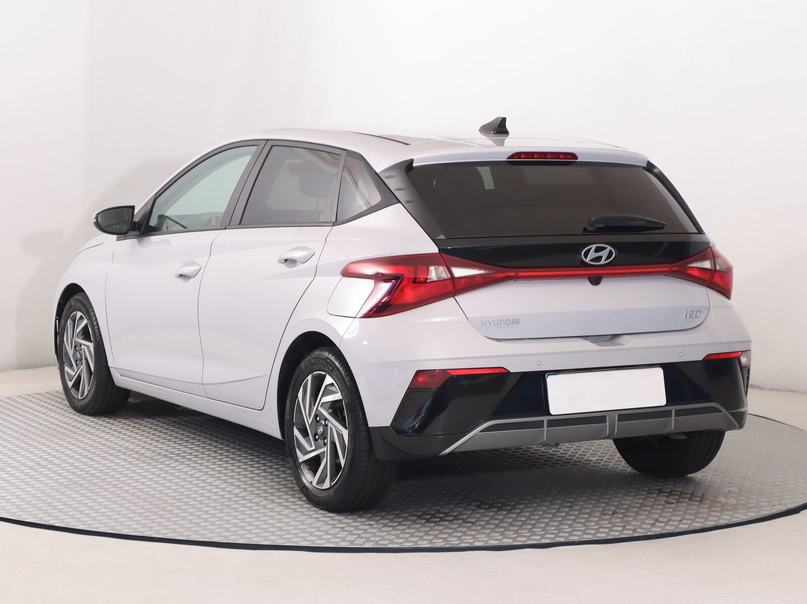 Hyundai i20, 1.0 T-GDI, Automat, Serv.kniha - fotka 4