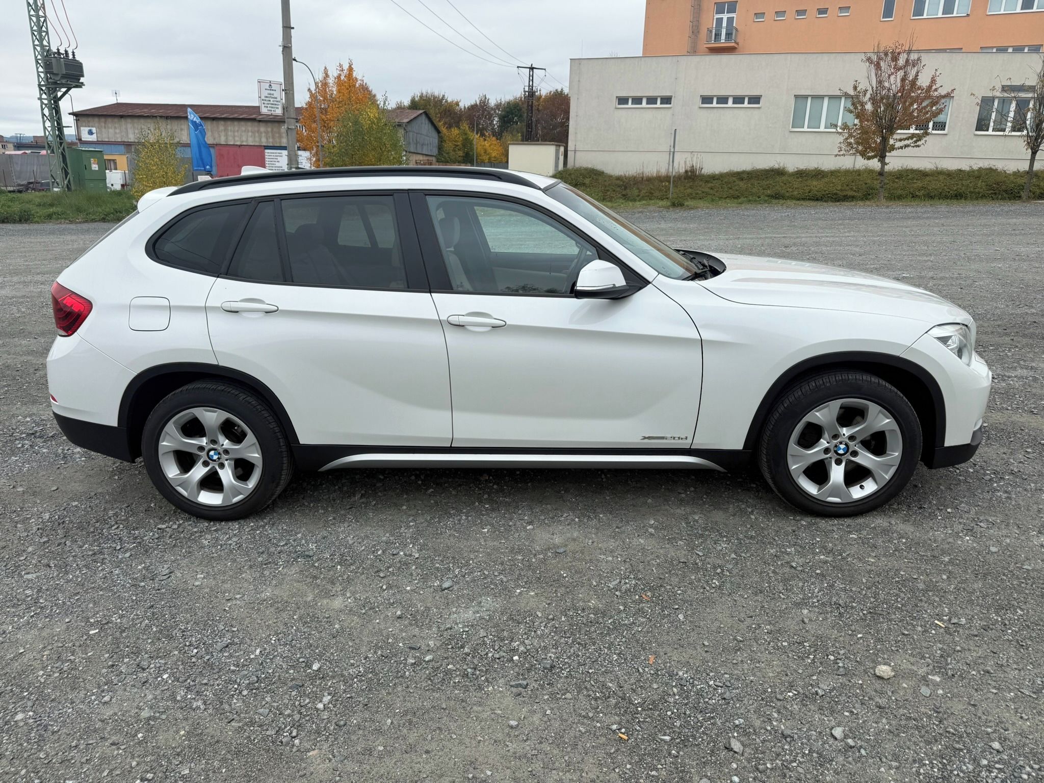 BMW X1, xDrive20d - fotka 3