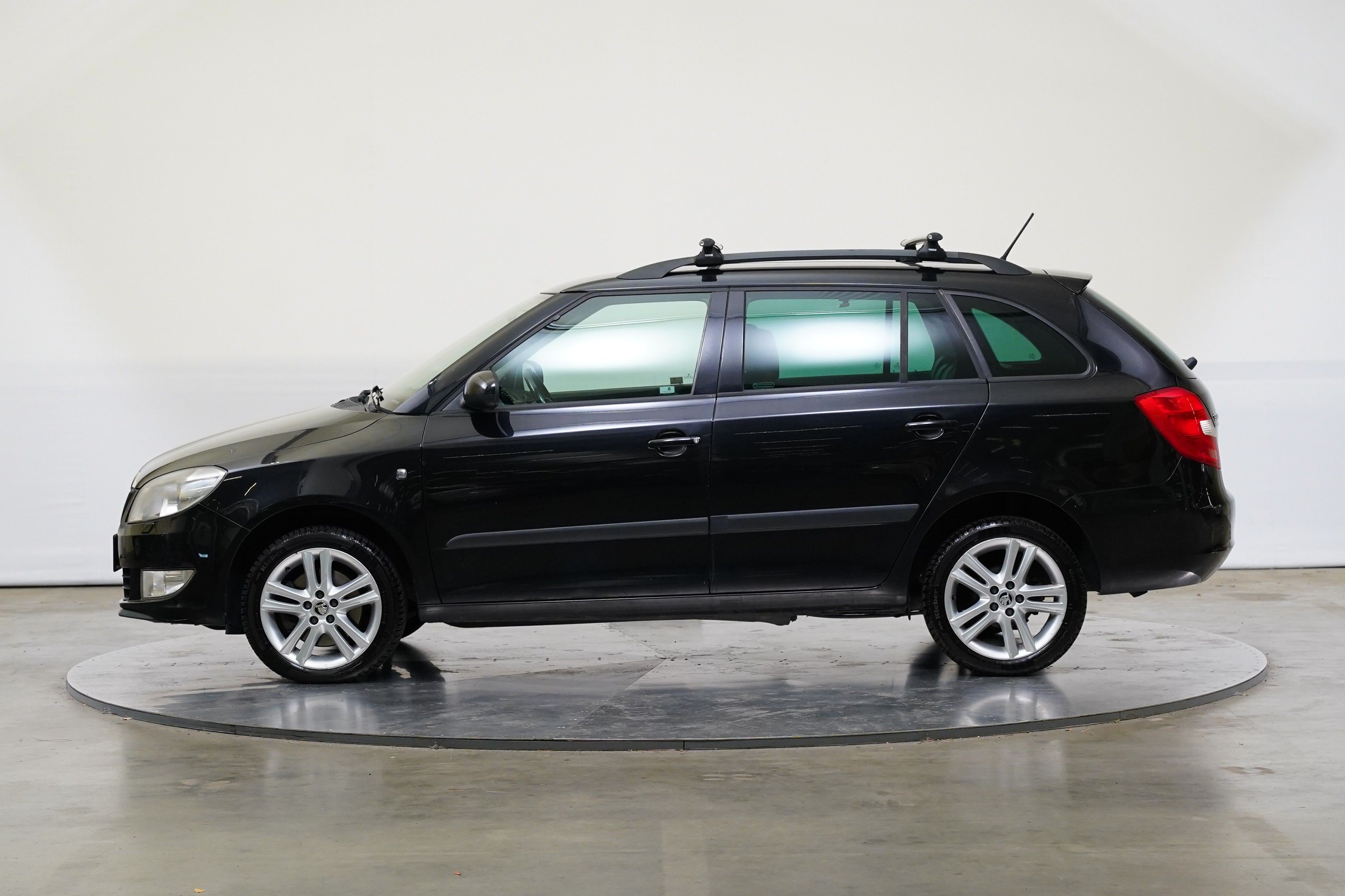 Škoda Fabia, 1.6 TDI 77 kW Elegance Plus - fotka 3