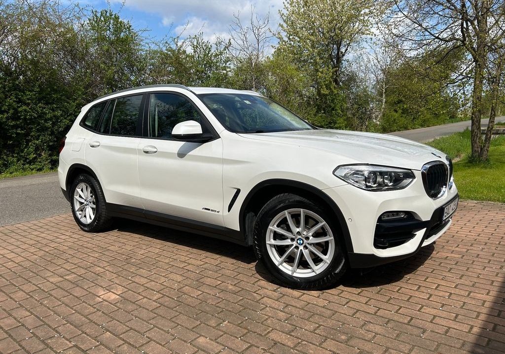 BMW X3, xDrive 20D - fotka 2