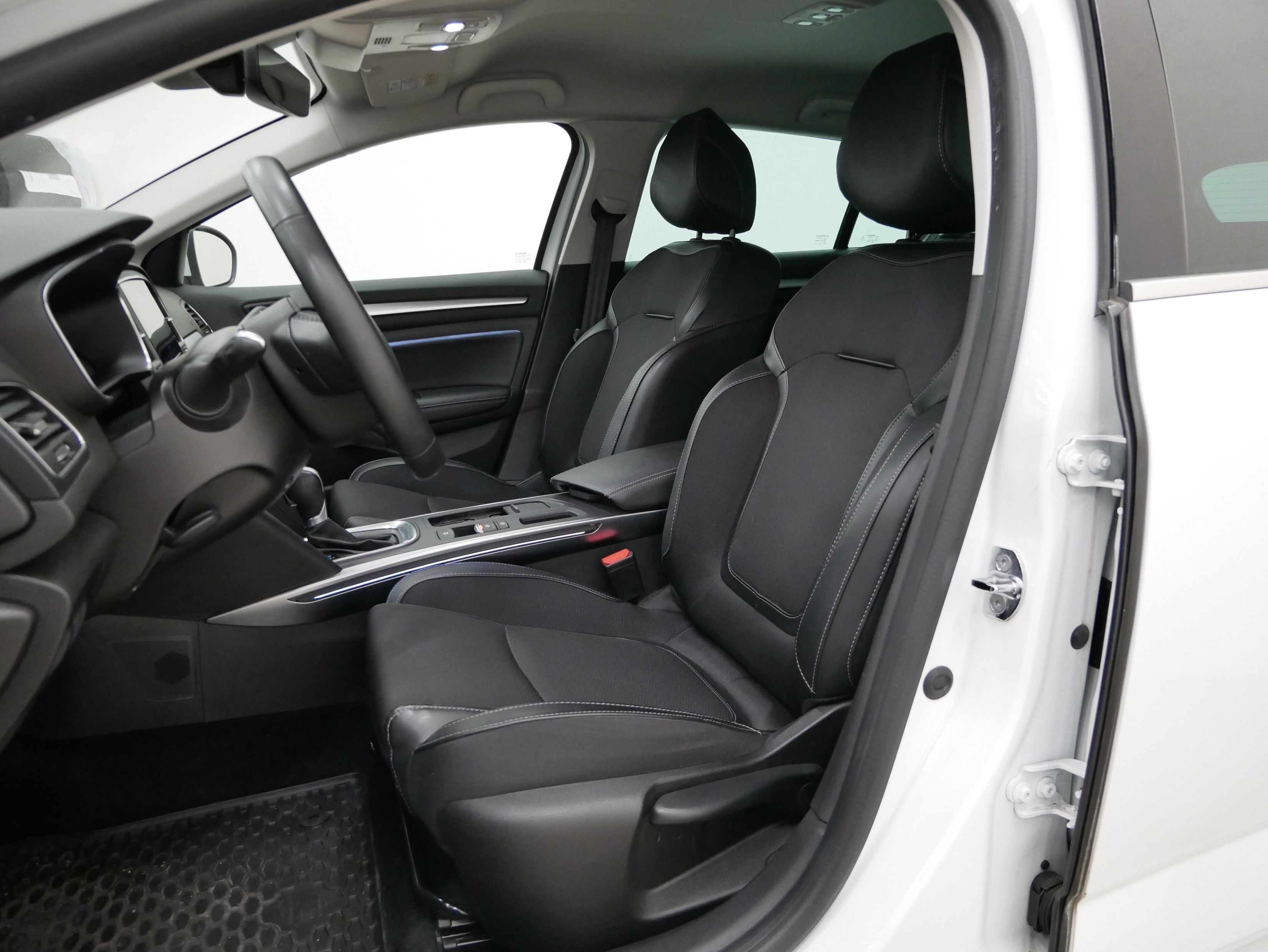 Renault Mégane, 1.3 TCe 103 kW Grandtour - fotka 6