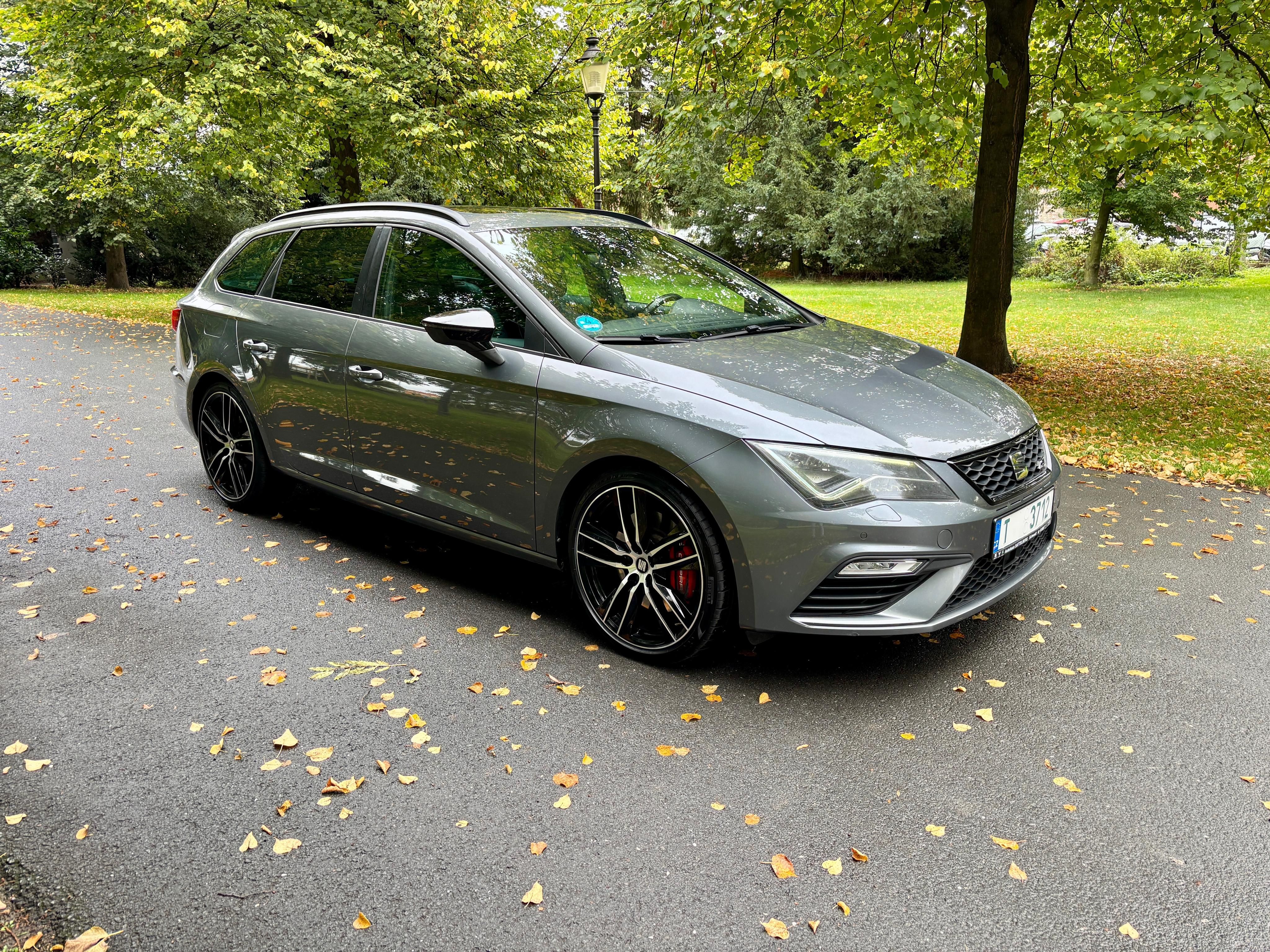 Seat Leon, Cupra ST 136 000km 1. Majitel - fotka 5