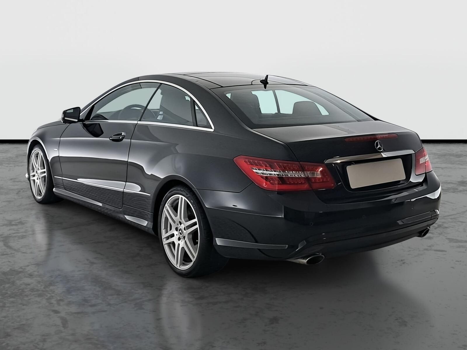 Mercedes-Benz Třídy E, 300 CDI, Automat, Kůže - fotka 4