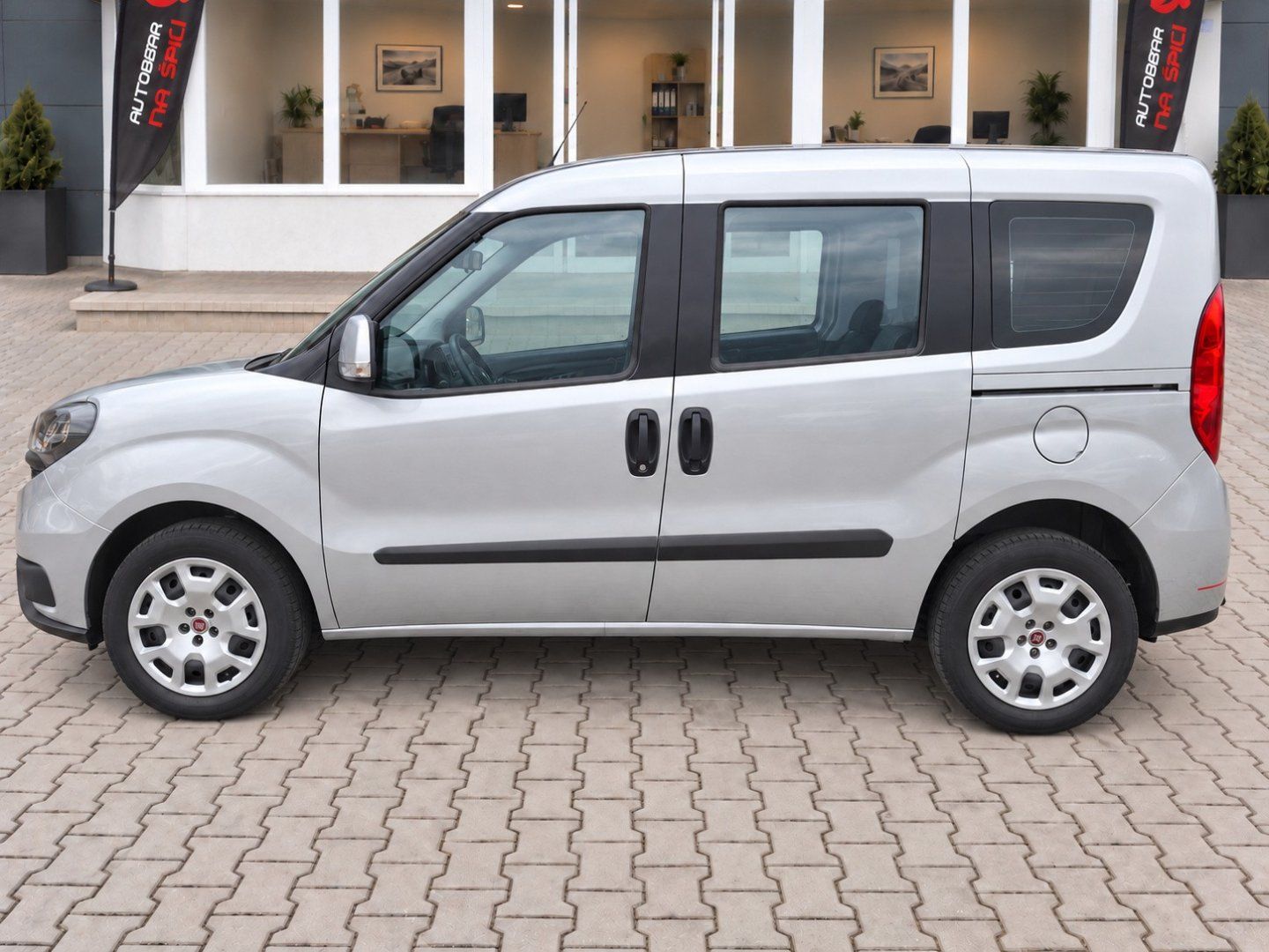 Fiat Dobló, 1.6M-JET 77kW -1.MAJ.-DPH - fotka 5