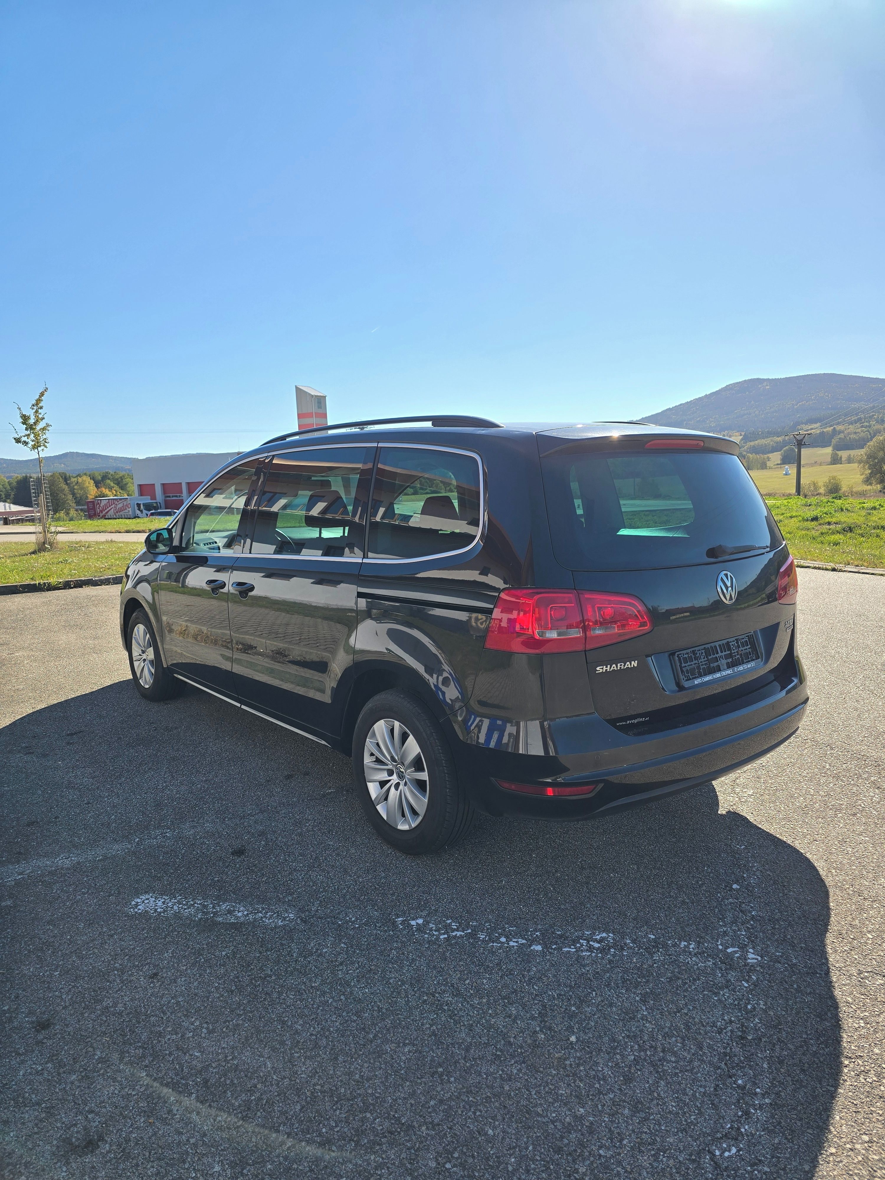 Volkswagen Sharan, 2.0 TDI Comfortline 103 kW - fotka 5
