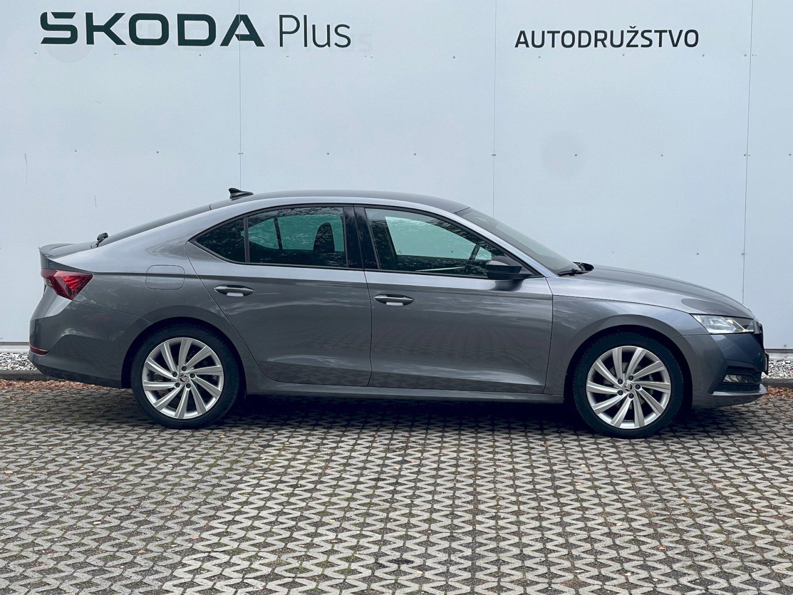Škoda Octavia, DSG 2.0 TDi / 110 kW Style Plu - fotka 3