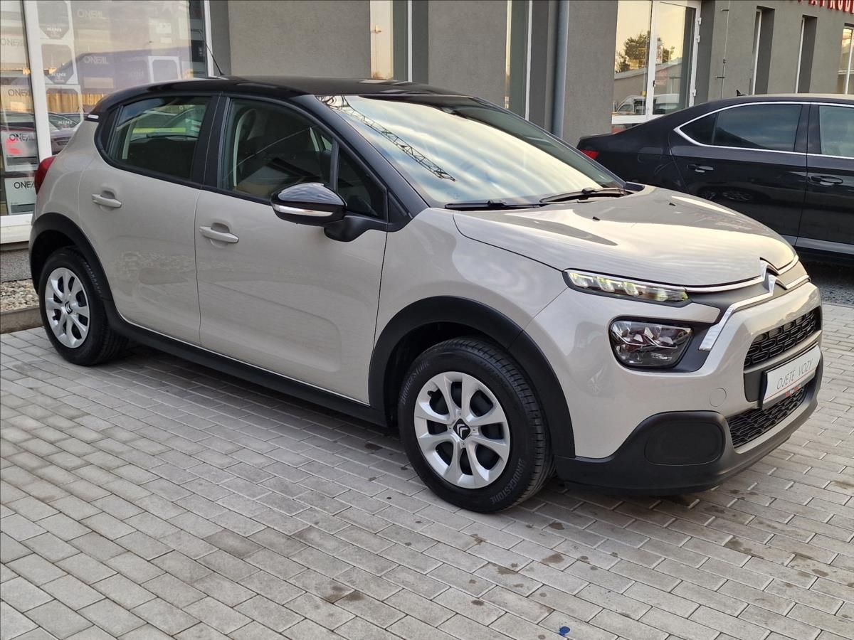 Citroën C3, 1.2 PureTech Feel,ČR,1.Maj. - fotka 2