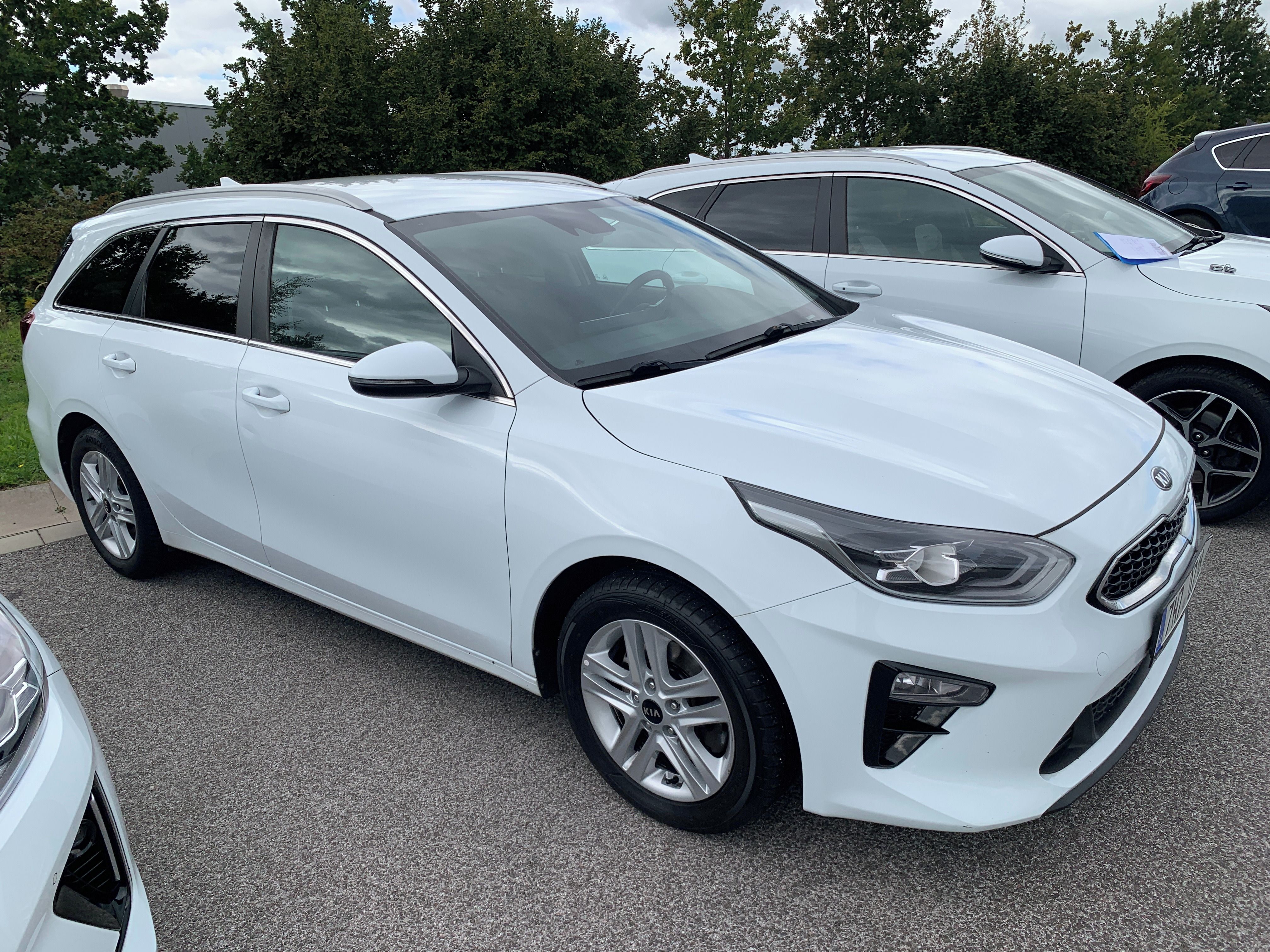 Kia Cee´d, SW 2020 1,6 CRDi 1.maj automat - fotka 3