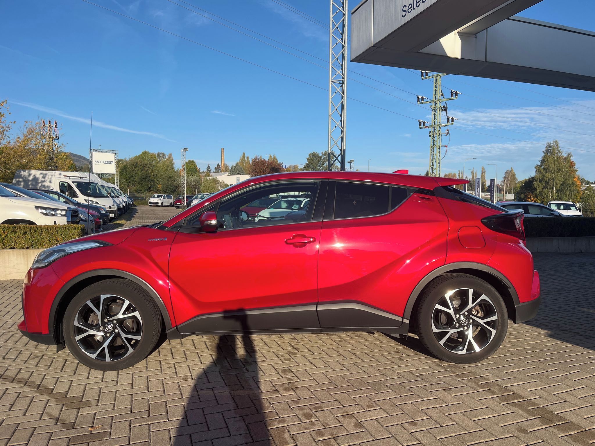 Toyota C-HR, 1.8 Hybrid e-CVT Style - fotka 3
