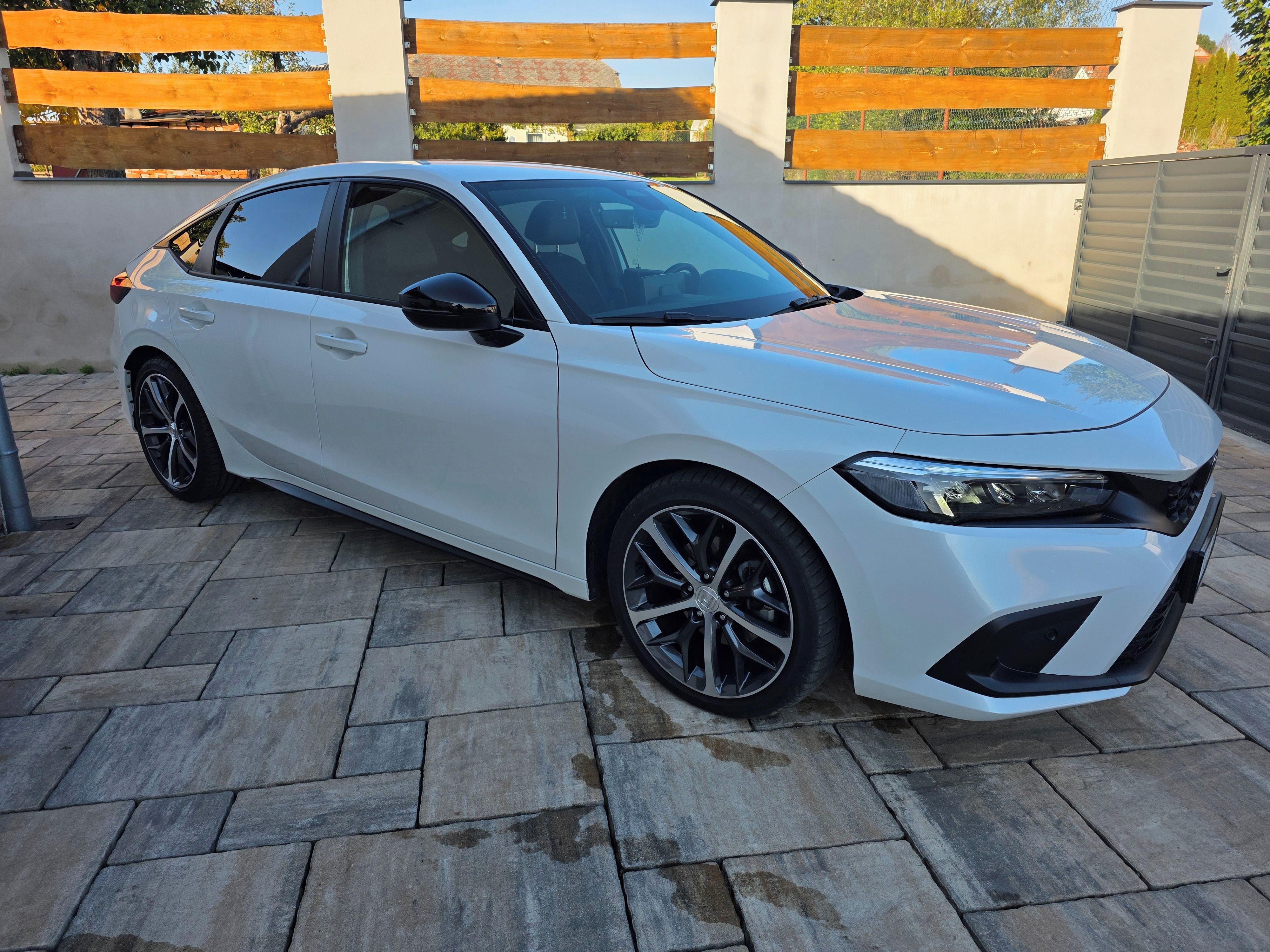 Honda Civic, Sport 2.0 e:HEV