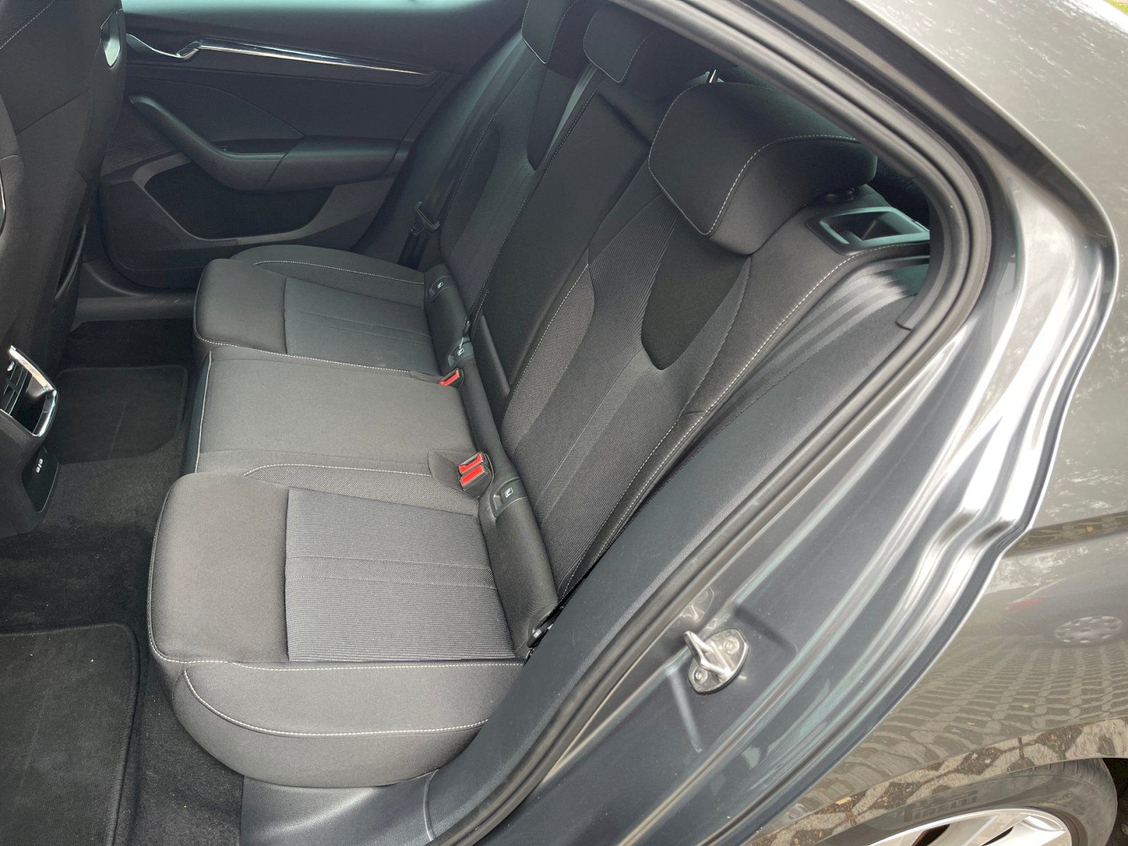 Škoda Octavia, DSG 2.0 TDi / 110 kW Style Plu - fotka 6