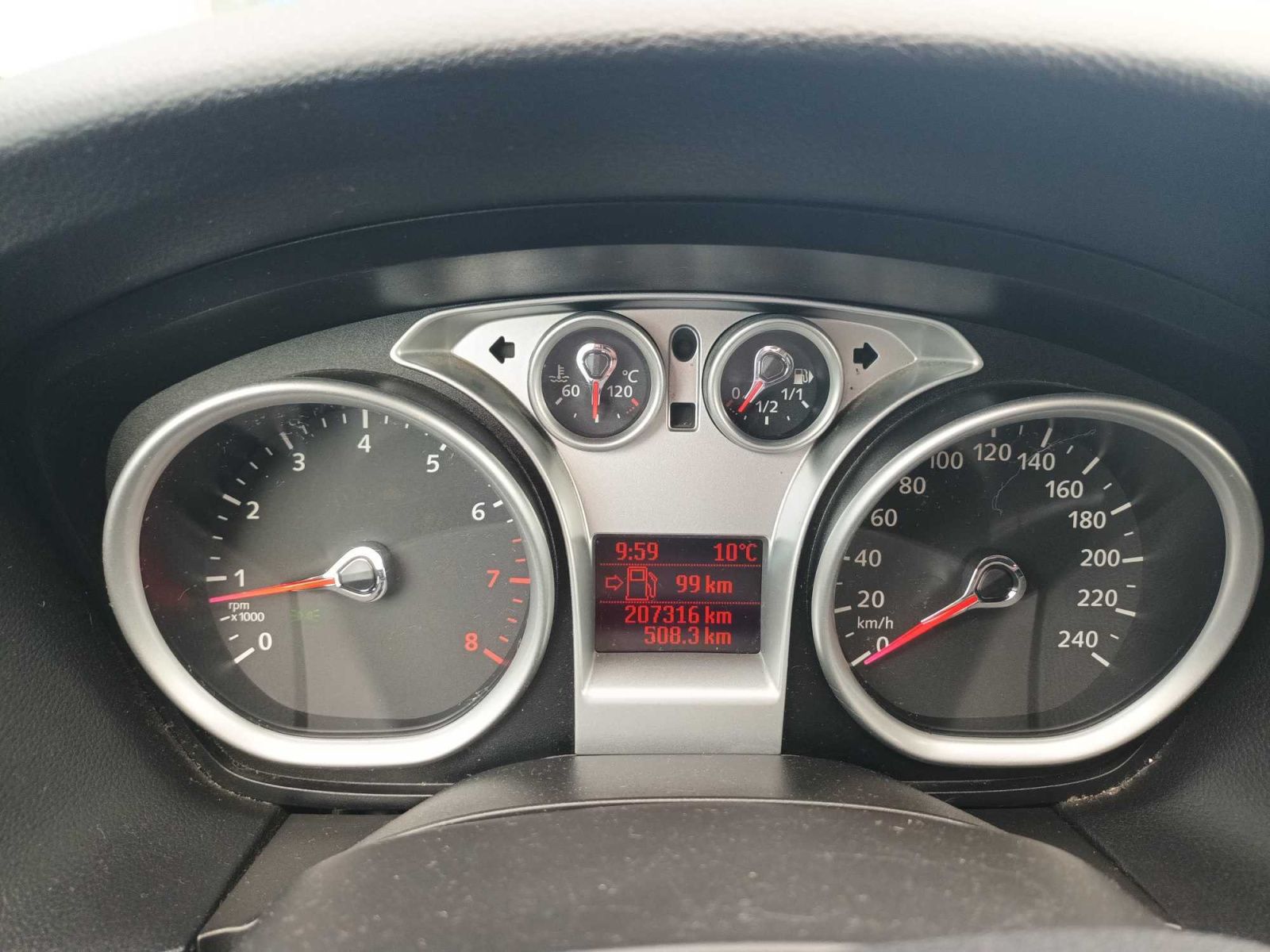 Ford Focus, 1.6 16V, po STK, Tažné - fotka 3