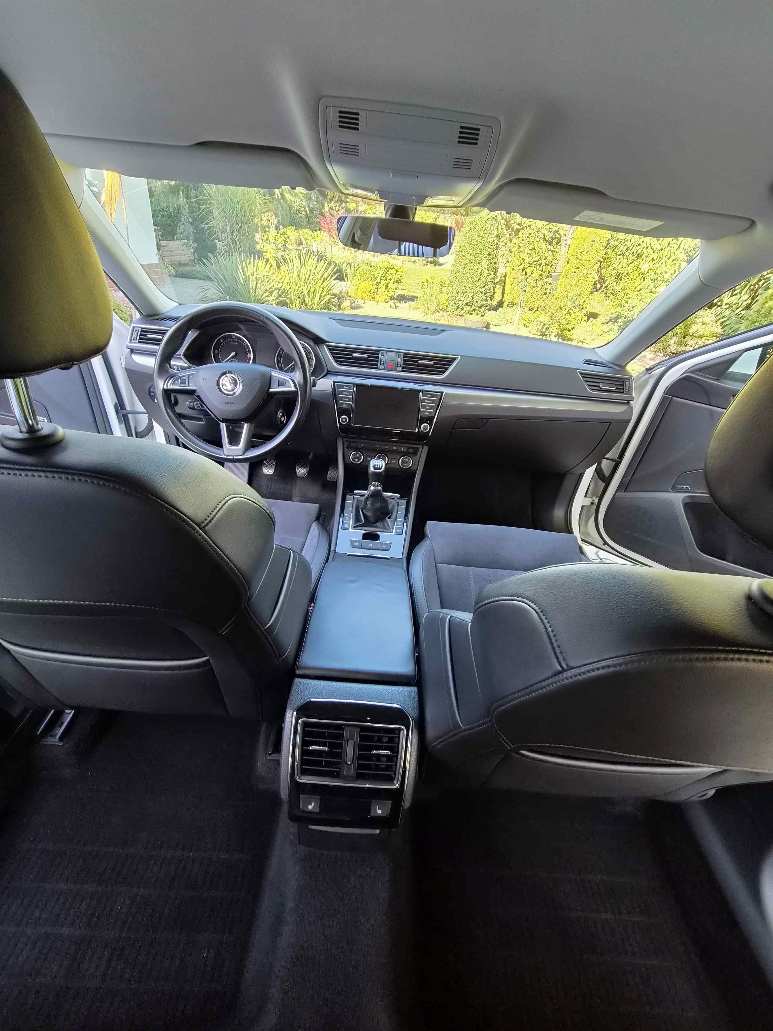 Škoda Superb, 2.0 TDI 110kW, Alcan, Tažné - fotka 5