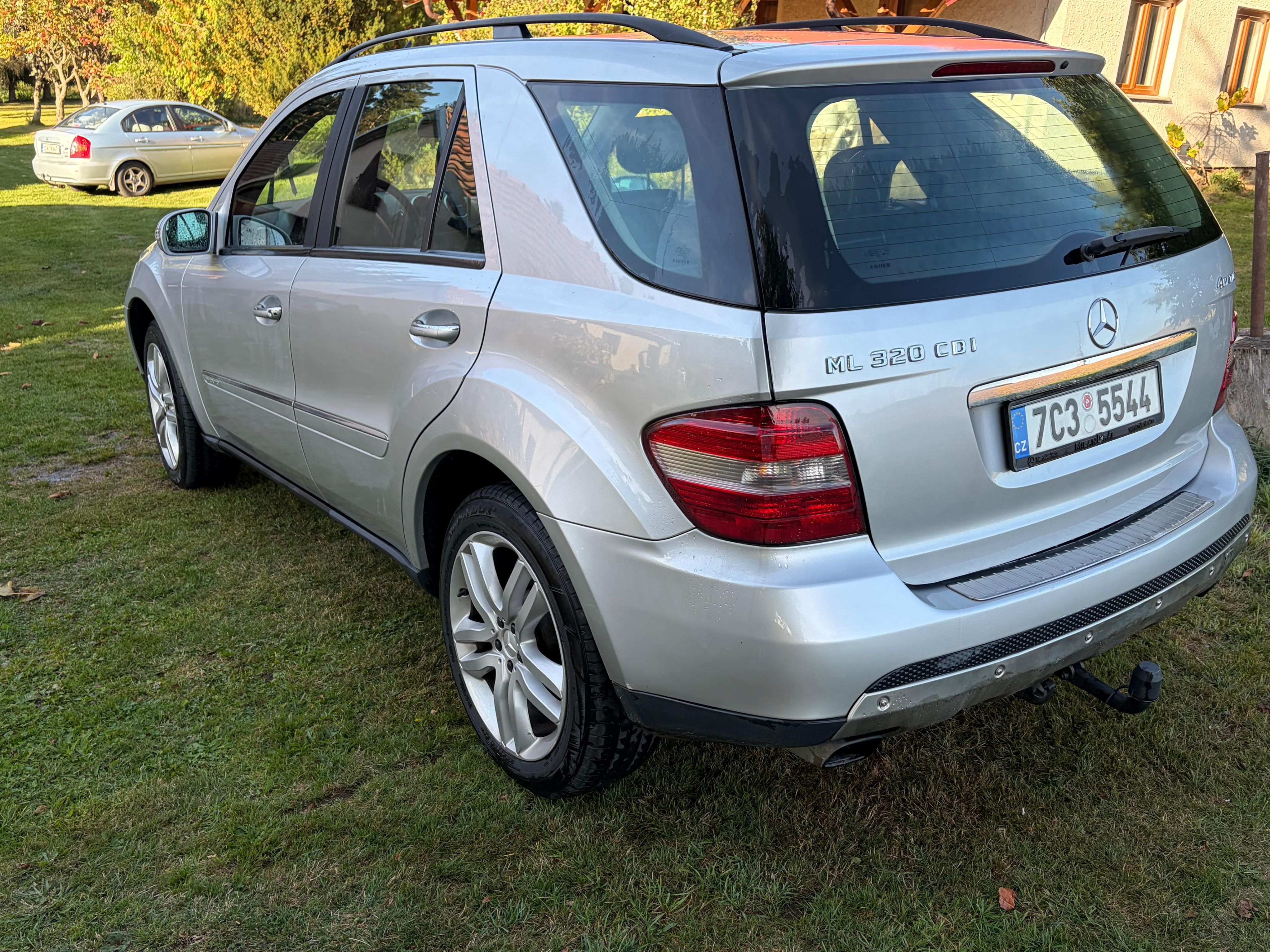 Mercedes-Benz ML, Mercedes Benz, ML 320CDI - fotka 2