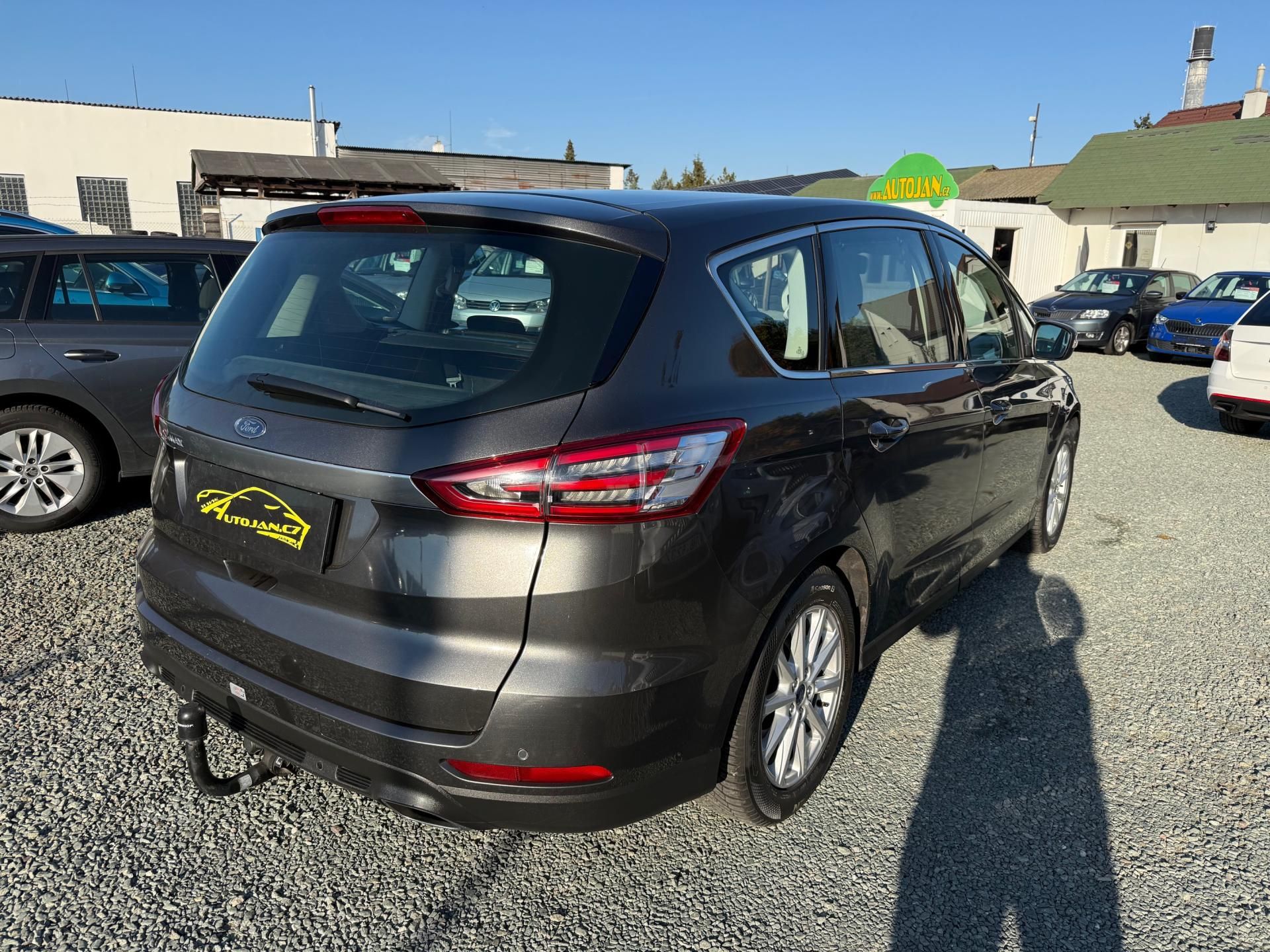 Ford S-MAX, 2.0 TDCI TITANIUM 7 MÍST 4X4 - fotka 6