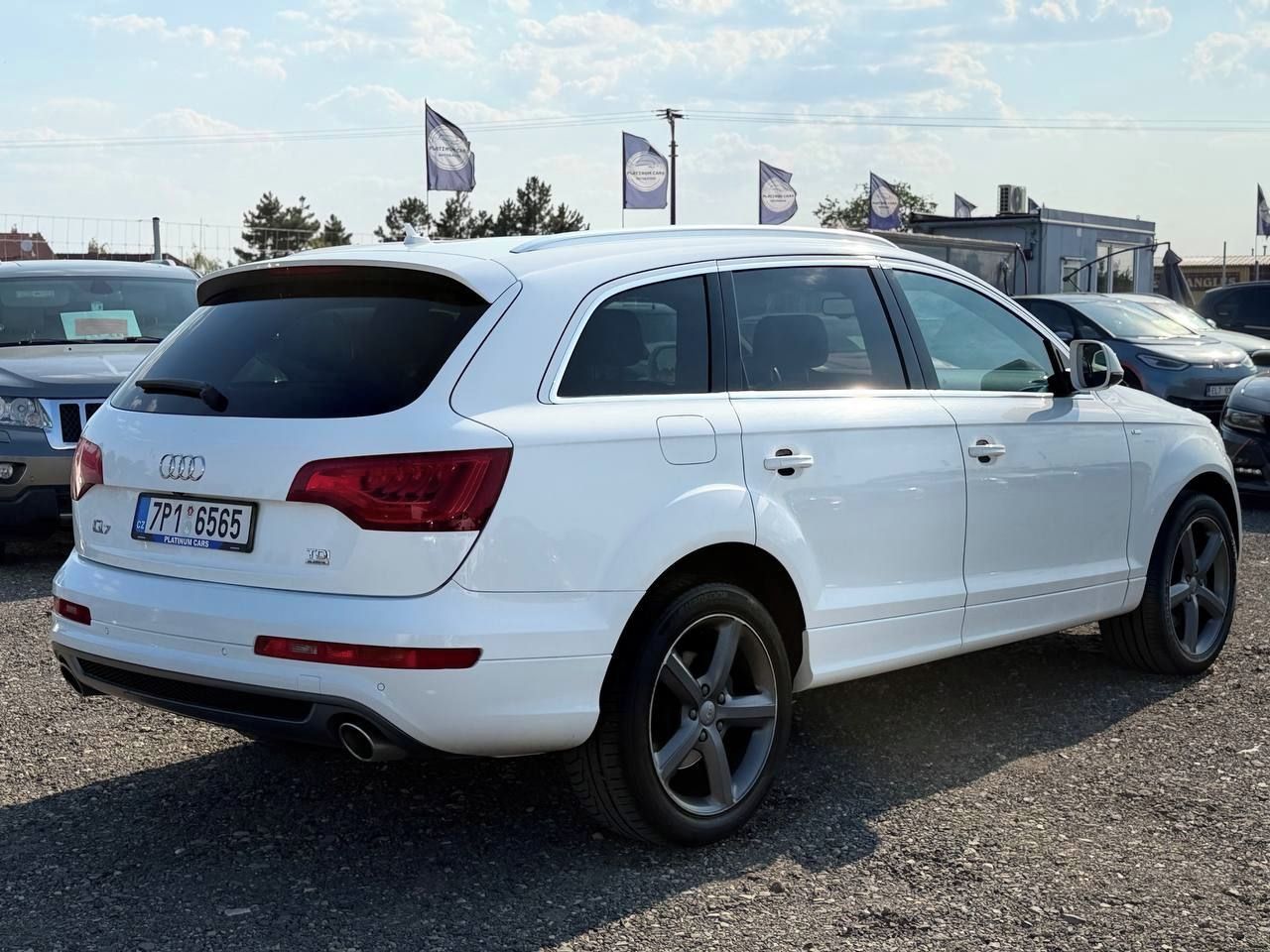 Audi Q7 - fotka 6