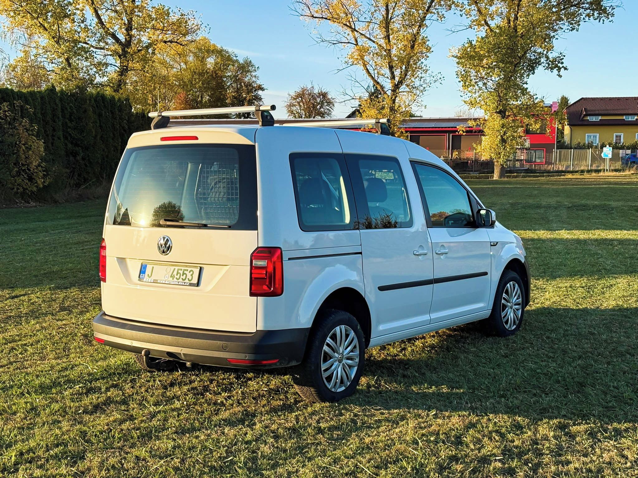 Volkswagen Caddy, 4x4 webasto 2.0TDi - fotka 6