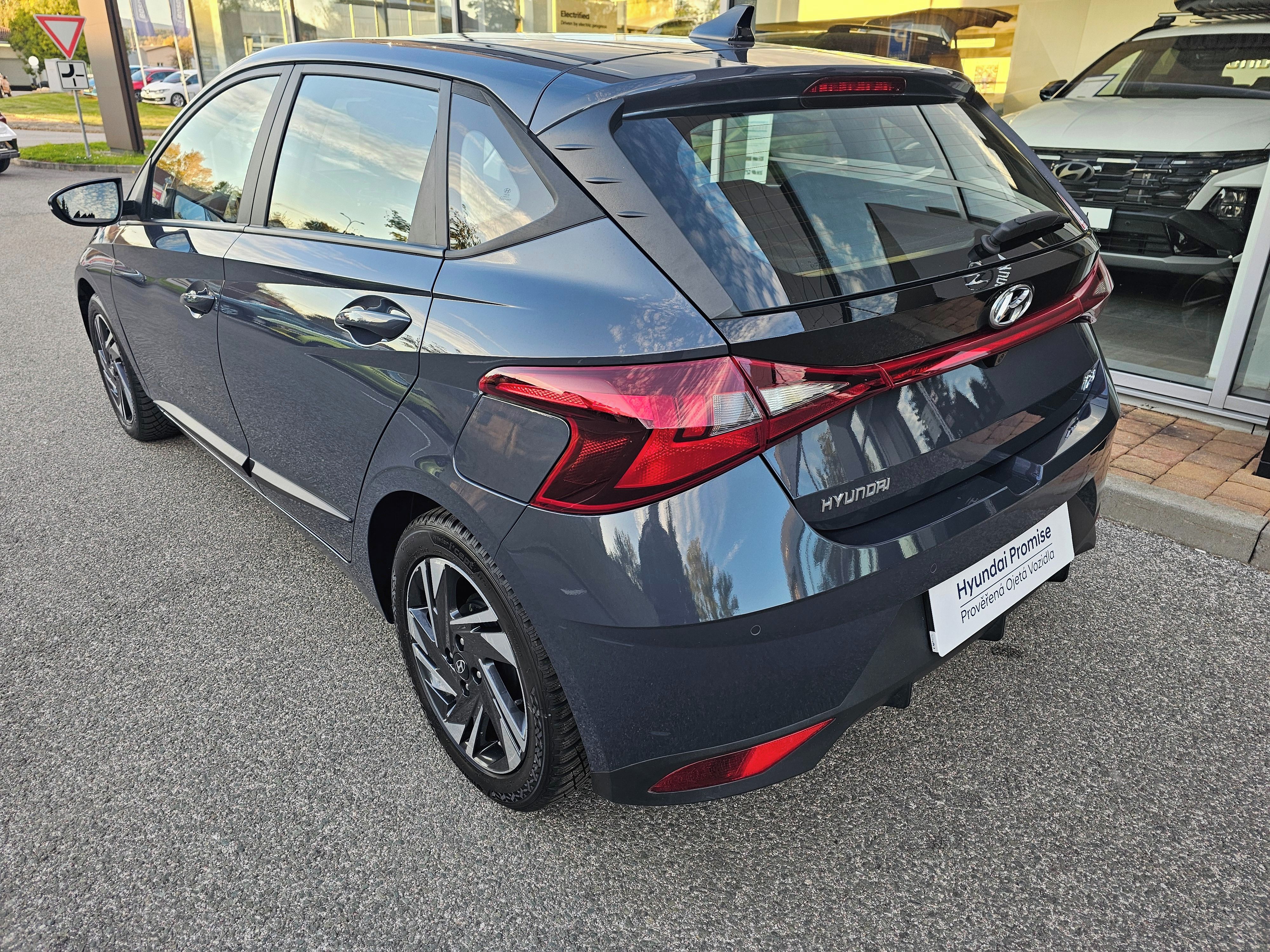 Hyundai i20, 1,2i CLUB, ALU kola,1.majitel - fotka 4